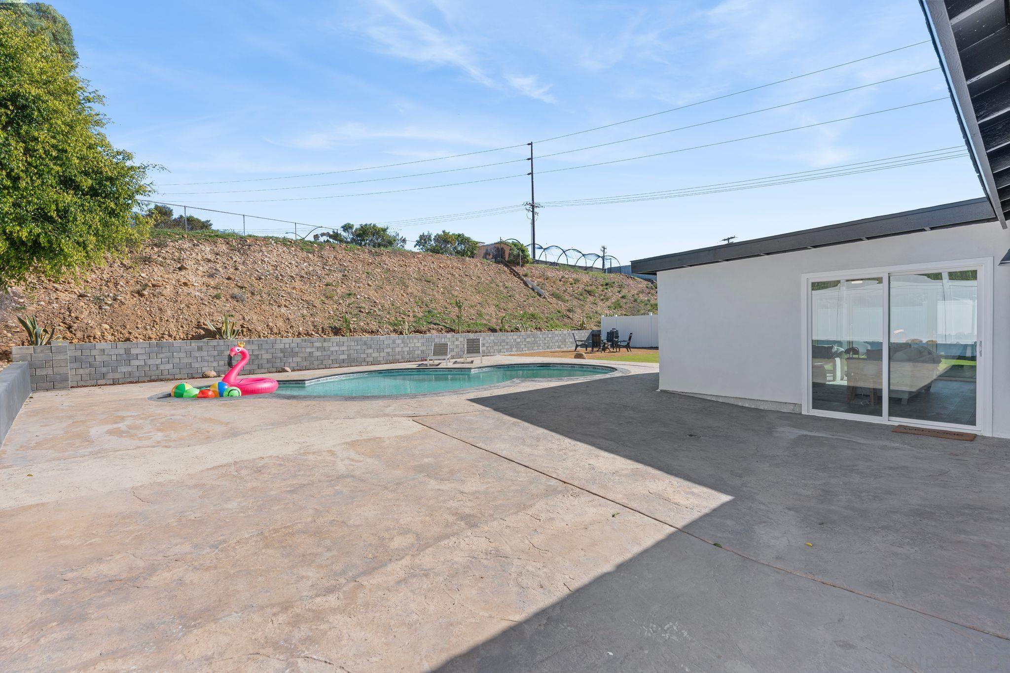 Detail Gallery Image 32 of 36 For 157  Thrasher Way, El Cajon,  CA 92020 - 4 Beds | 2 Baths