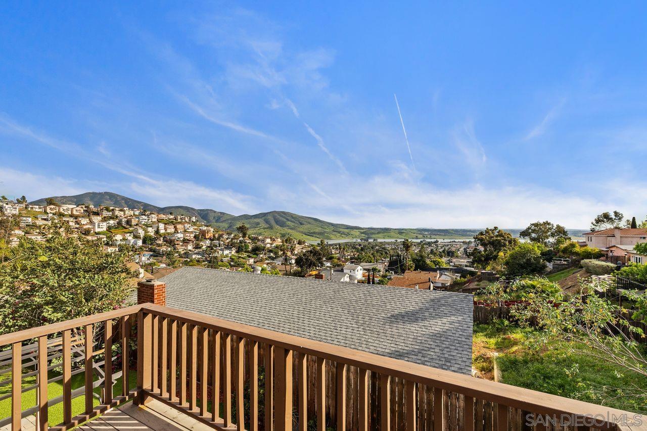 Detail Gallery Image 14 of 32 For 9545  Chestnut St, Spring Valley,  CA 91977 - 4 Beds | 3 Baths