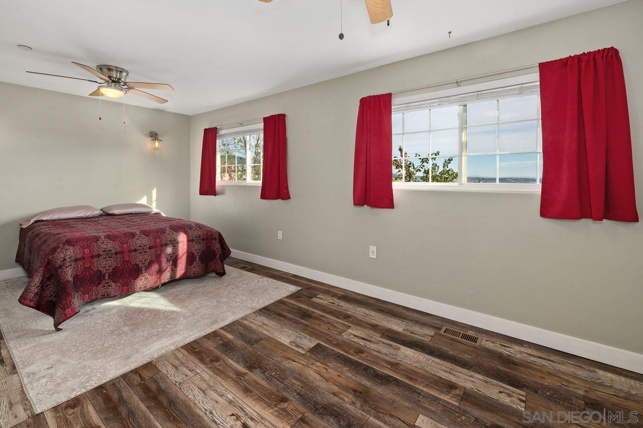 Detail Gallery Image 17 of 32 For 9545  Chestnut St, Spring Valley,  CA 91977 - 4 Beds | 3 Baths