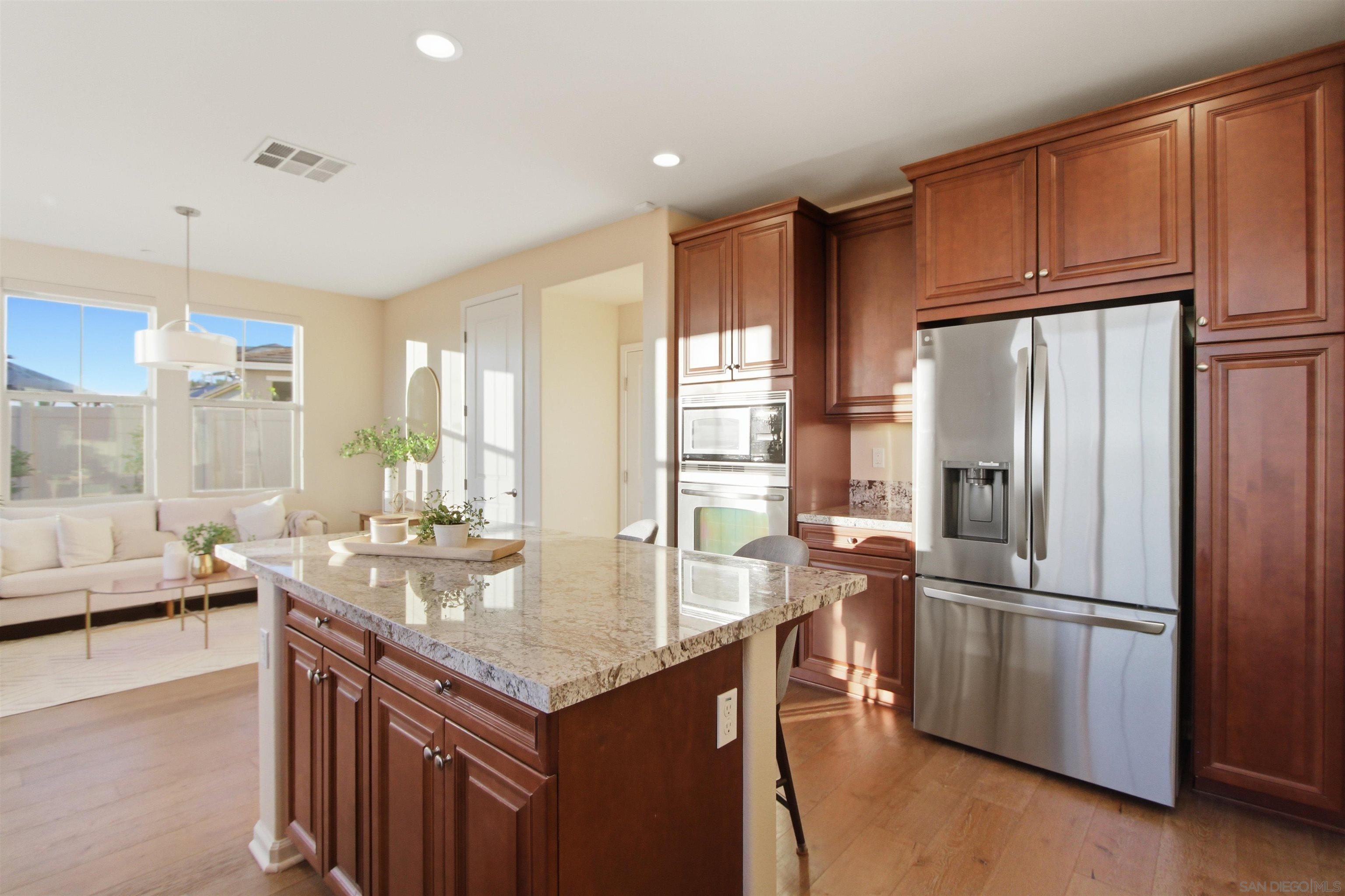 Detail Gallery Image 15 of 44 For 6741  Golden Glen Ln, San Diego,  CA 92126 - 4 Beds | 2/1 Baths