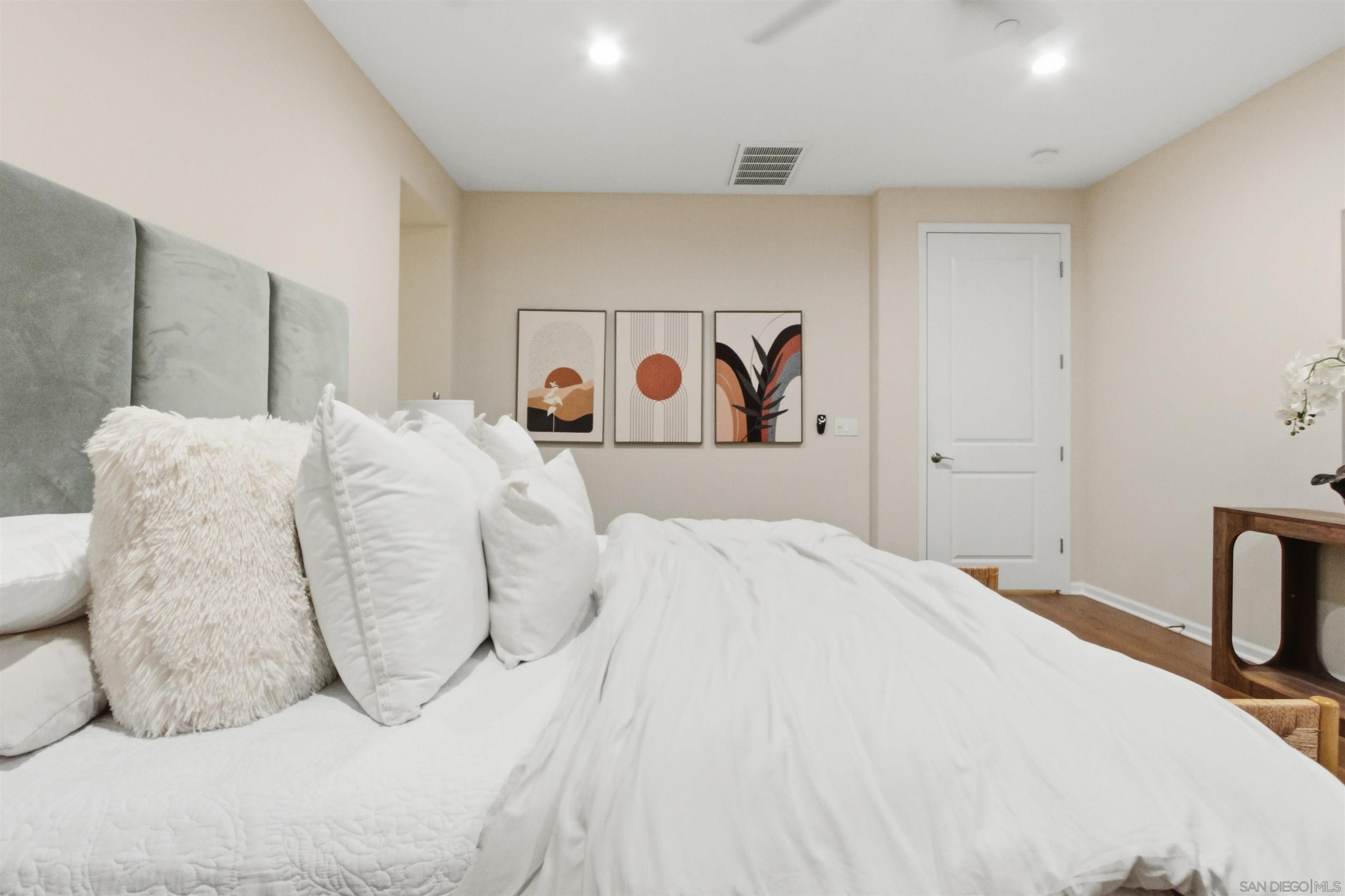 Detail Gallery Image 24 of 44 For 6741  Golden Glen Ln, San Diego,  CA 92126 - 4 Beds | 2/1 Baths