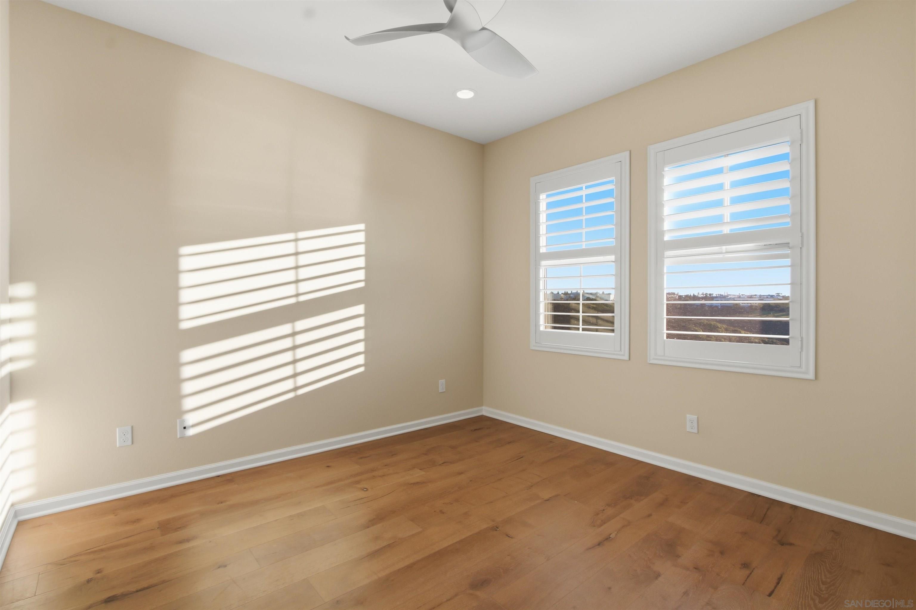 Detail Gallery Image 32 of 44 For 6741  Golden Glen Ln, San Diego,  CA 92126 - 4 Beds | 2/1 Baths