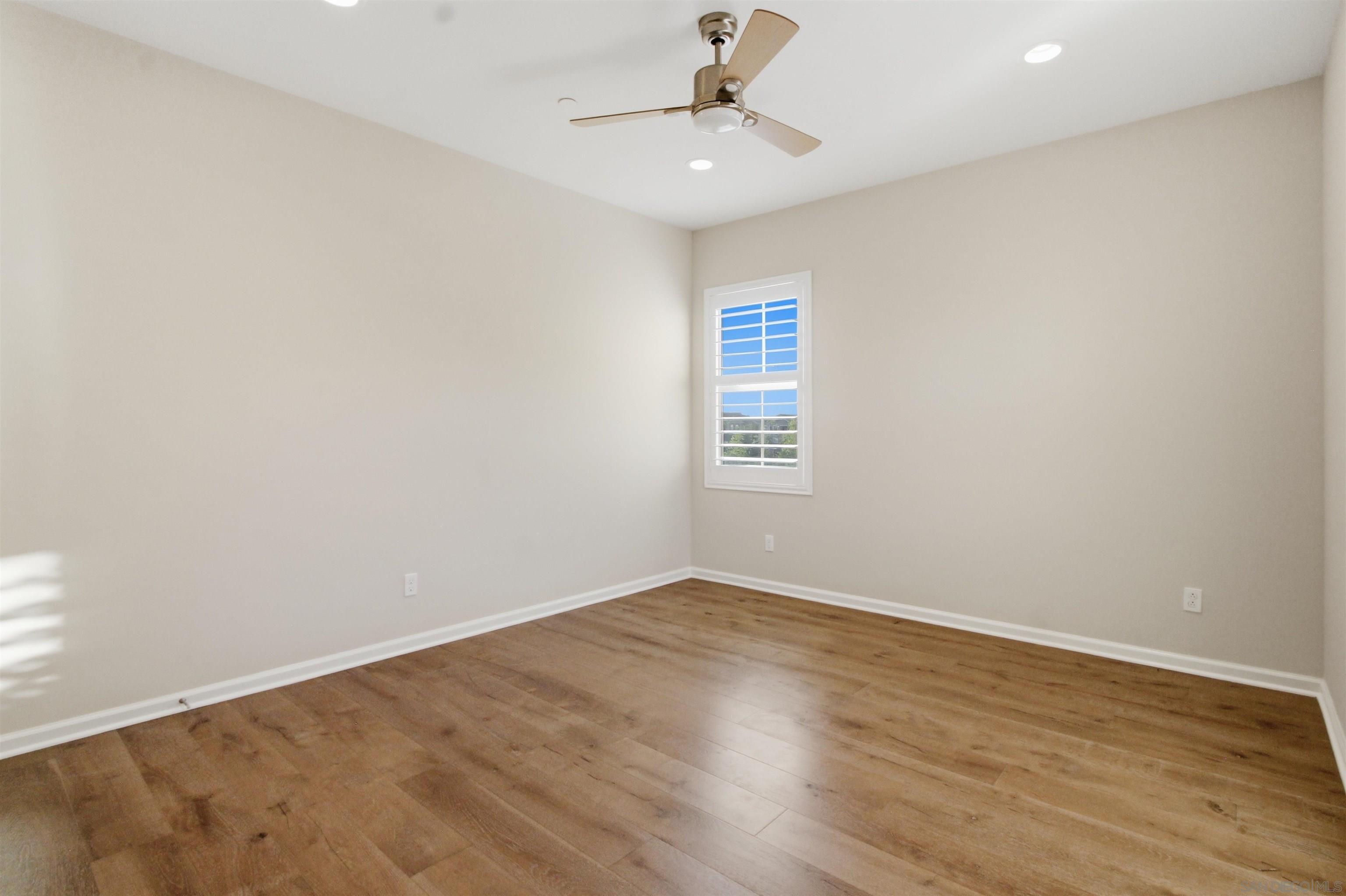 Detail Gallery Image 35 of 44 For 6741  Golden Glen Ln, San Diego,  CA 92126 - 4 Beds | 2/1 Baths