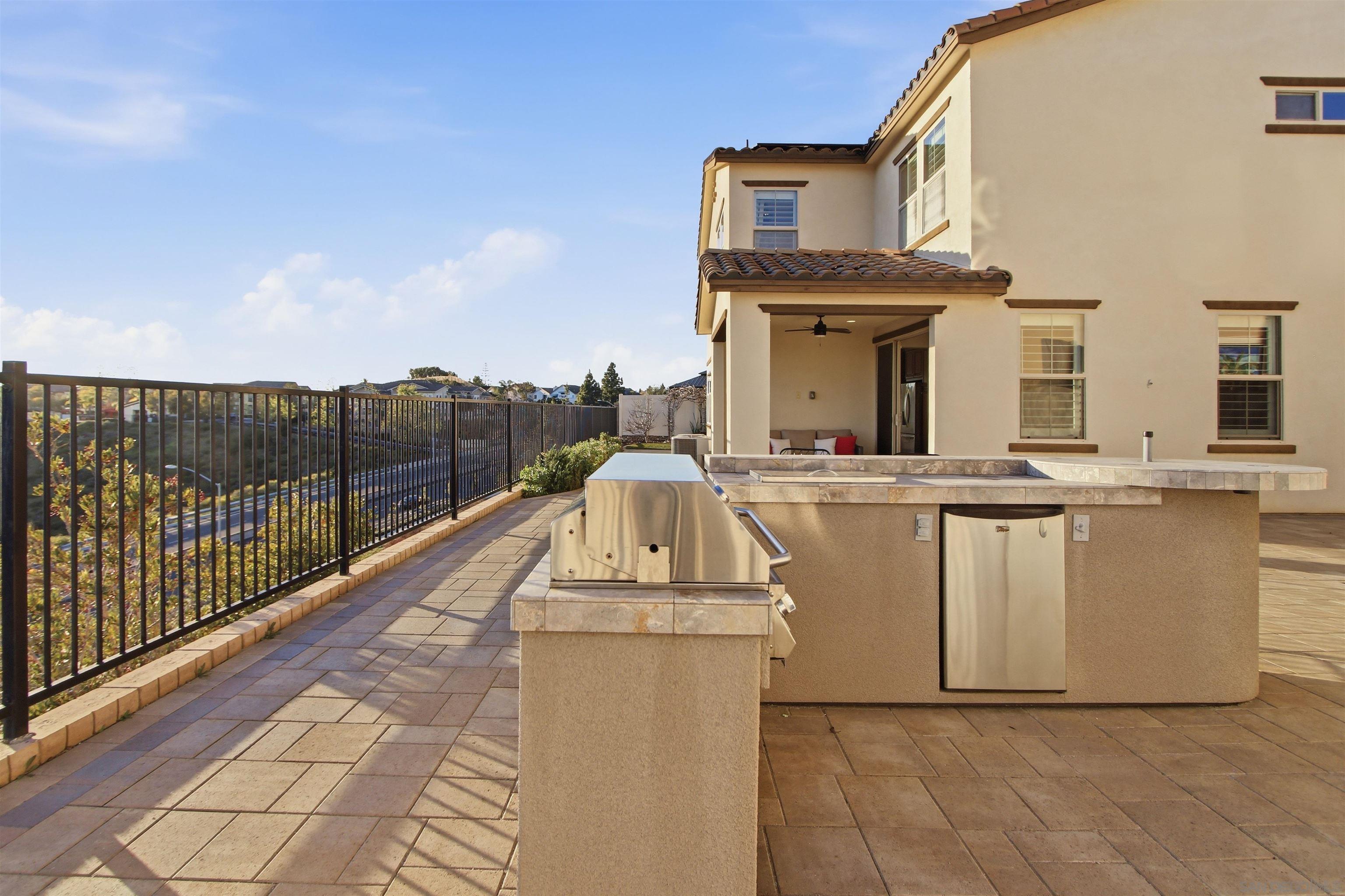 Detail Gallery Image 37 of 44 For 6741  Golden Glen Ln, San Diego,  CA 92126 - 4 Beds | 2/1 Baths