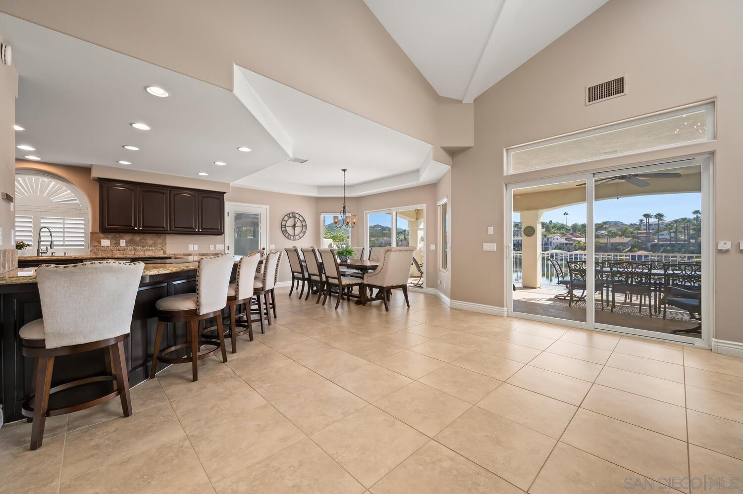 Detail Gallery Image 11 of 63 For 30325  Cove View St, Sun City,  CA 92587 - 4 Beds | 3 Baths