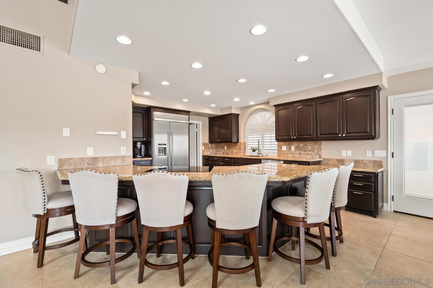 Detail Gallery Image 12 of 63 For 30325  Cove View St, Sun City,  CA 92587 - 4 Beds | 3 Baths