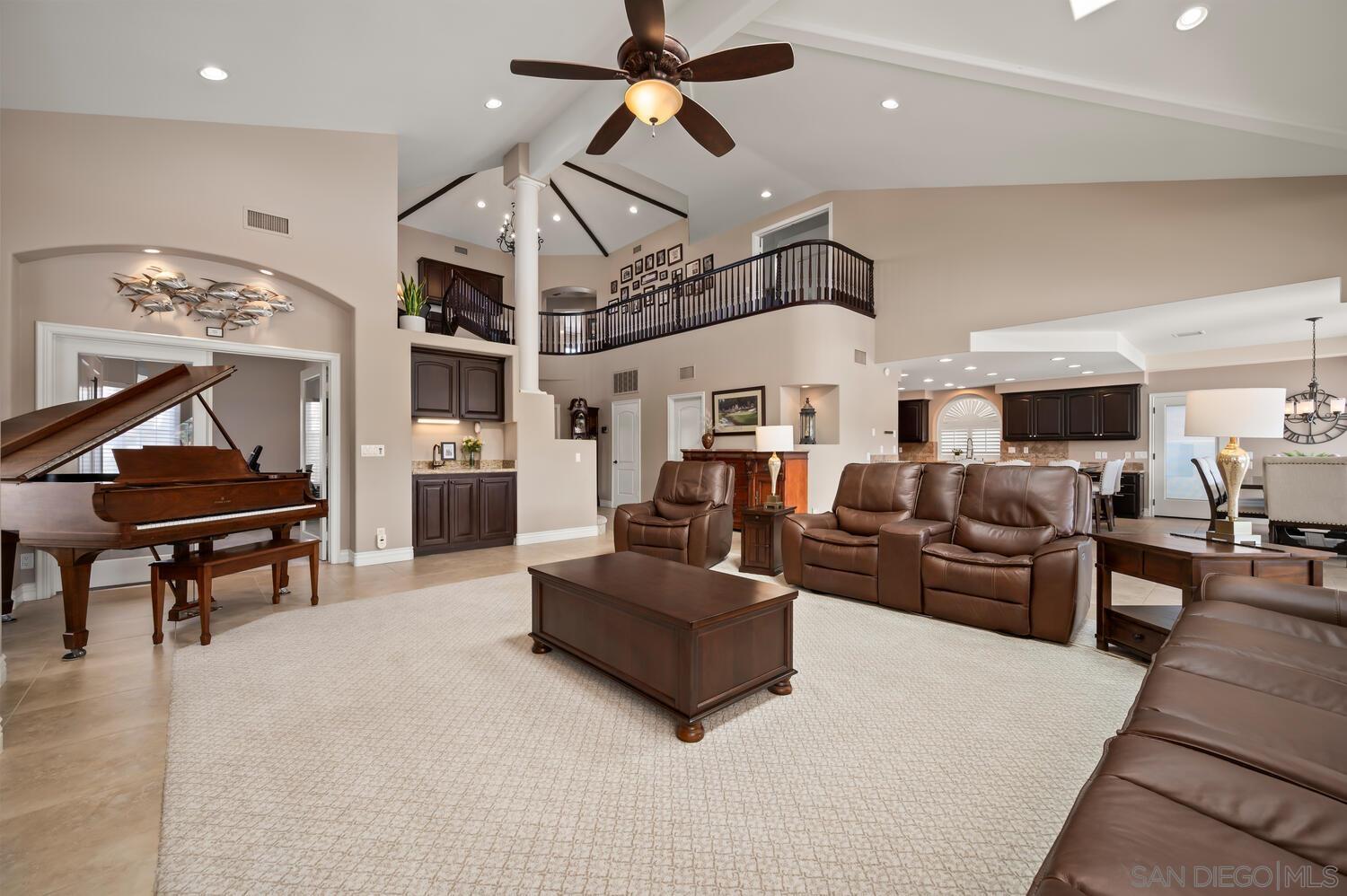 Detail Gallery Image 10 of 63 For 30325  Cove View St, Sun City,  CA 92587 - 4 Beds | 3 Baths