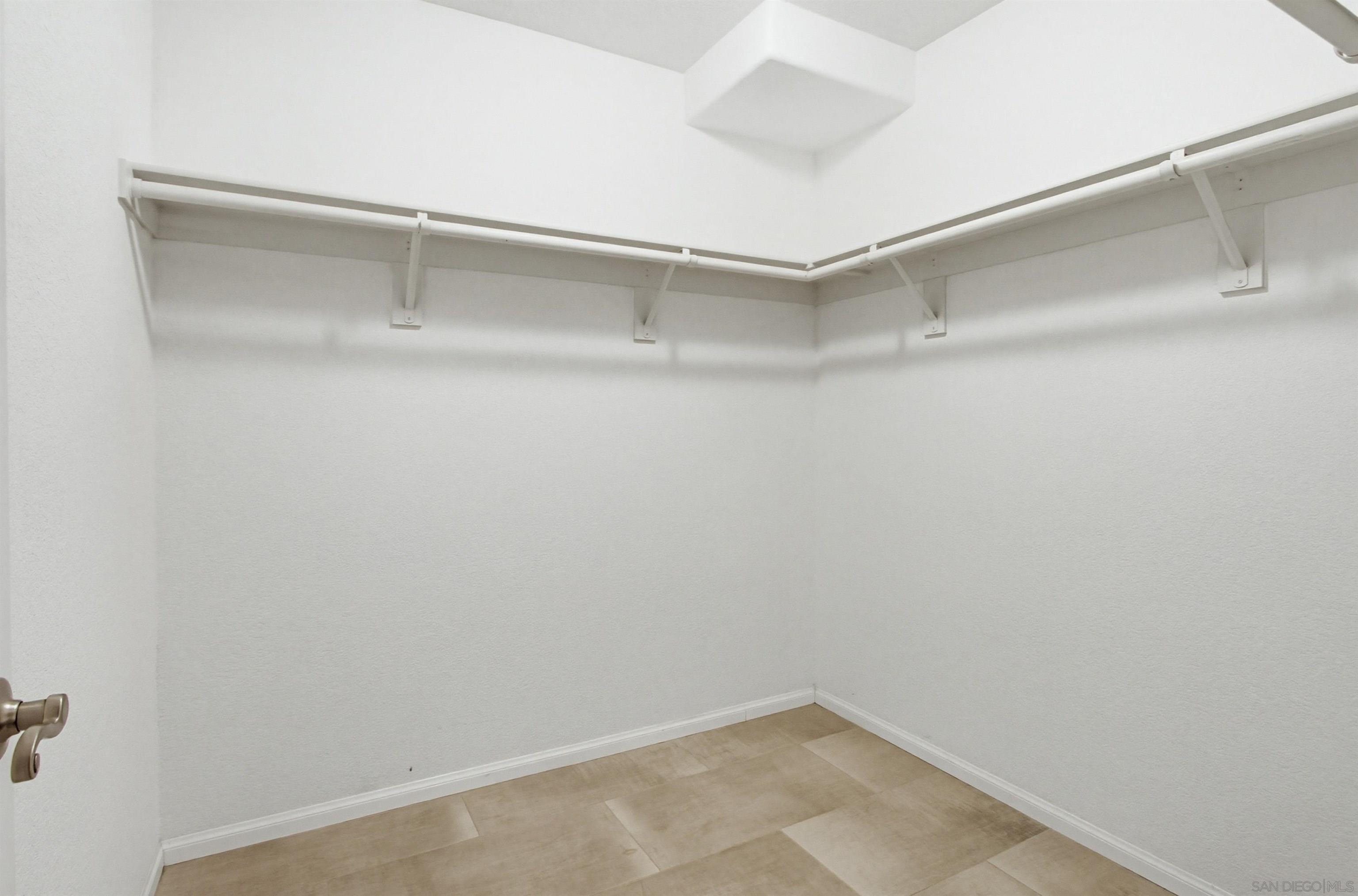 Detail Gallery Image 23 of 35 For 24427  Del Amo Rd, Ramona,  CA 92065 - 5 Beds | 3 Baths