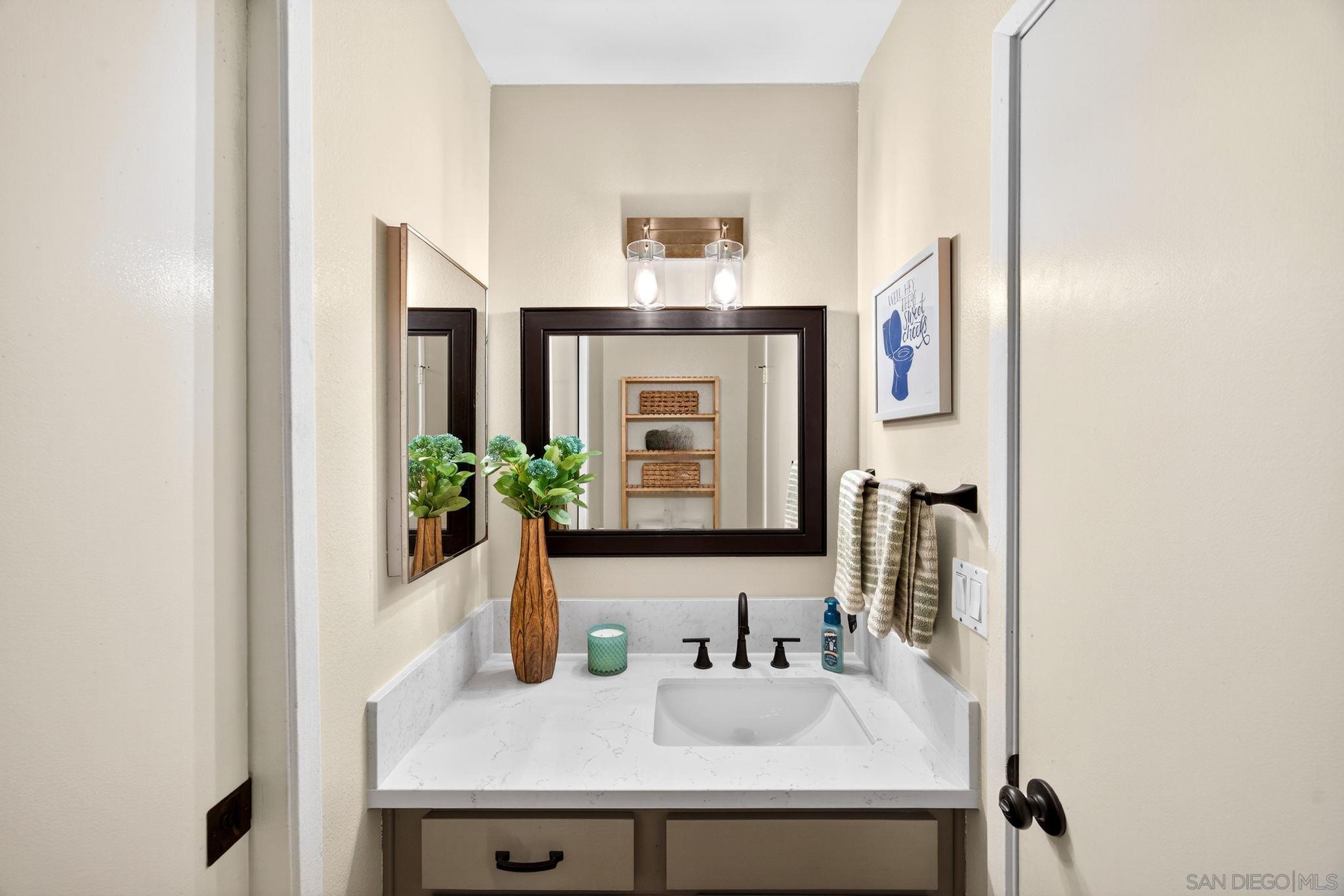 Detail Gallery Image 34 of 53 For 9757  Caminito Cuadro, San Diego,  CA 92129 - 2 Beds | 1/1 Baths