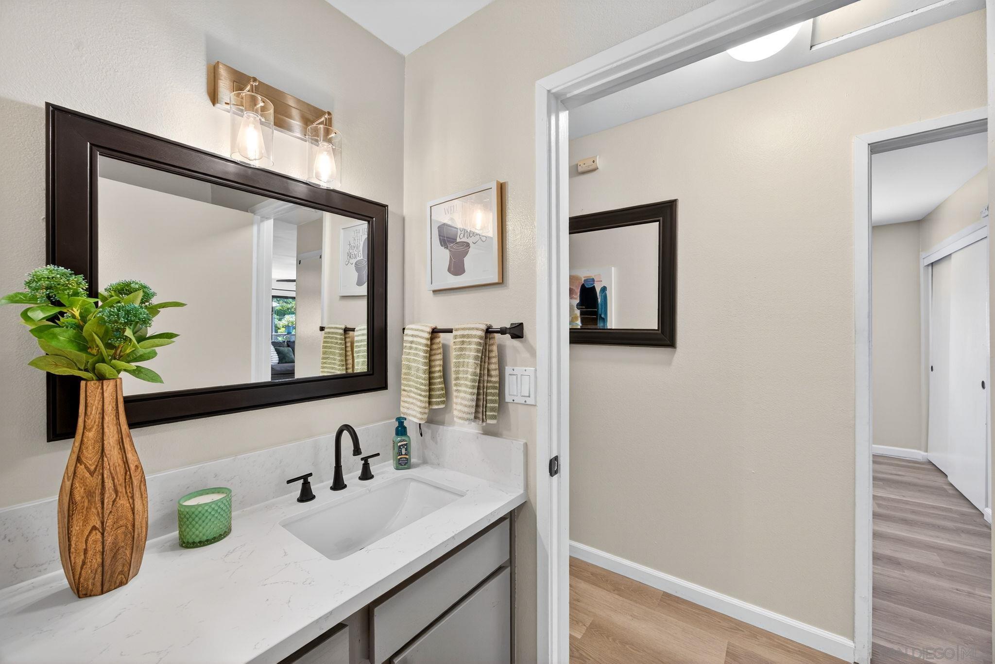 Detail Gallery Image 35 of 53 For 9757  Caminito Cuadro, San Diego,  CA 92129 - 2 Beds | 1/1 Baths