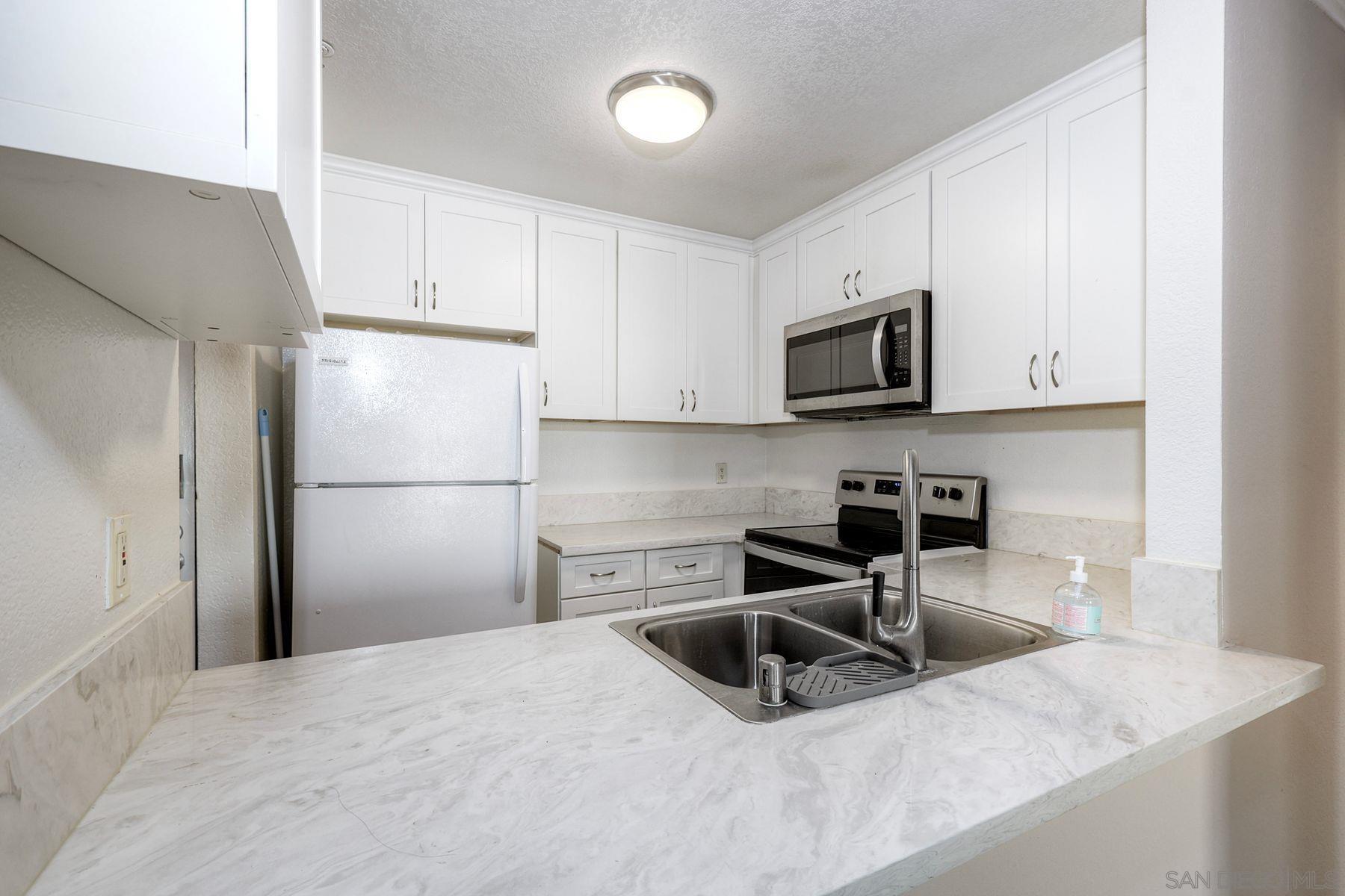 Detail Gallery Image 6 of 28 For 3550  Lebon Dr.  #6319,  San Diego,  CA 92122 - 2 Beds | 2 Baths