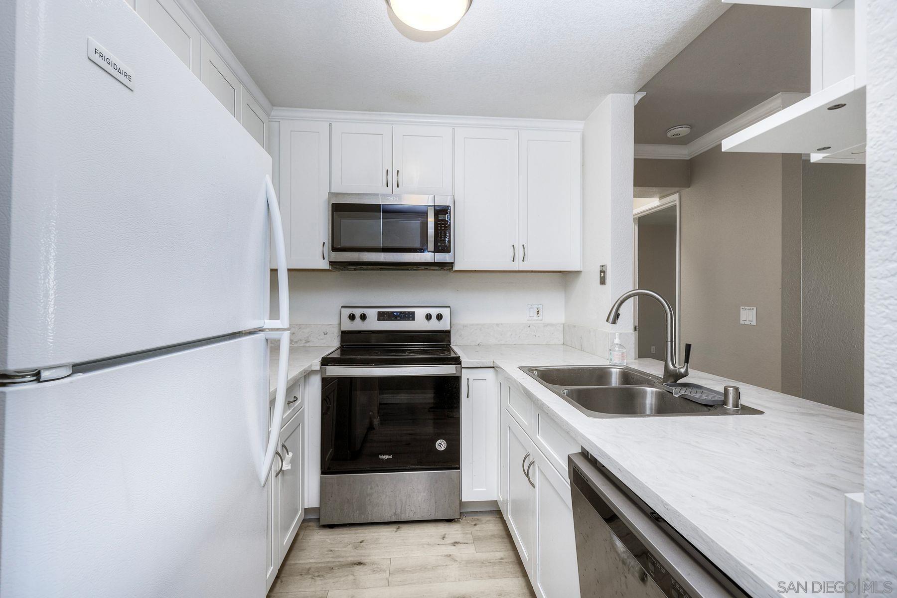 Detail Gallery Image 7 of 28 For 3550  Lebon Dr.  #6319,  San Diego,  CA 92122 - 2 Beds | 2 Baths