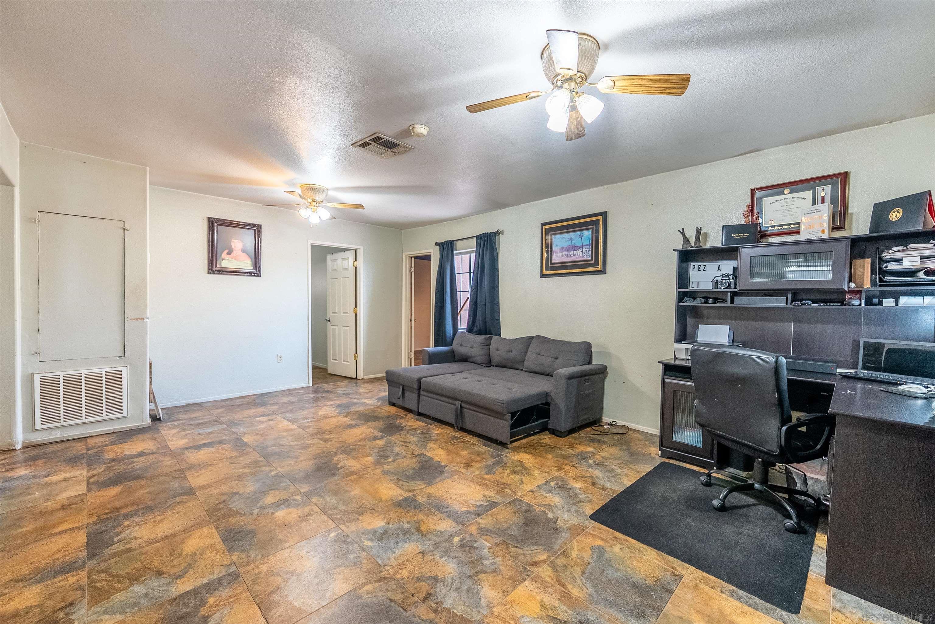 Detail Gallery Image 20 of 33 For 222 N Lake St, –,  CA 92233 - 3 Beds | 2 Baths