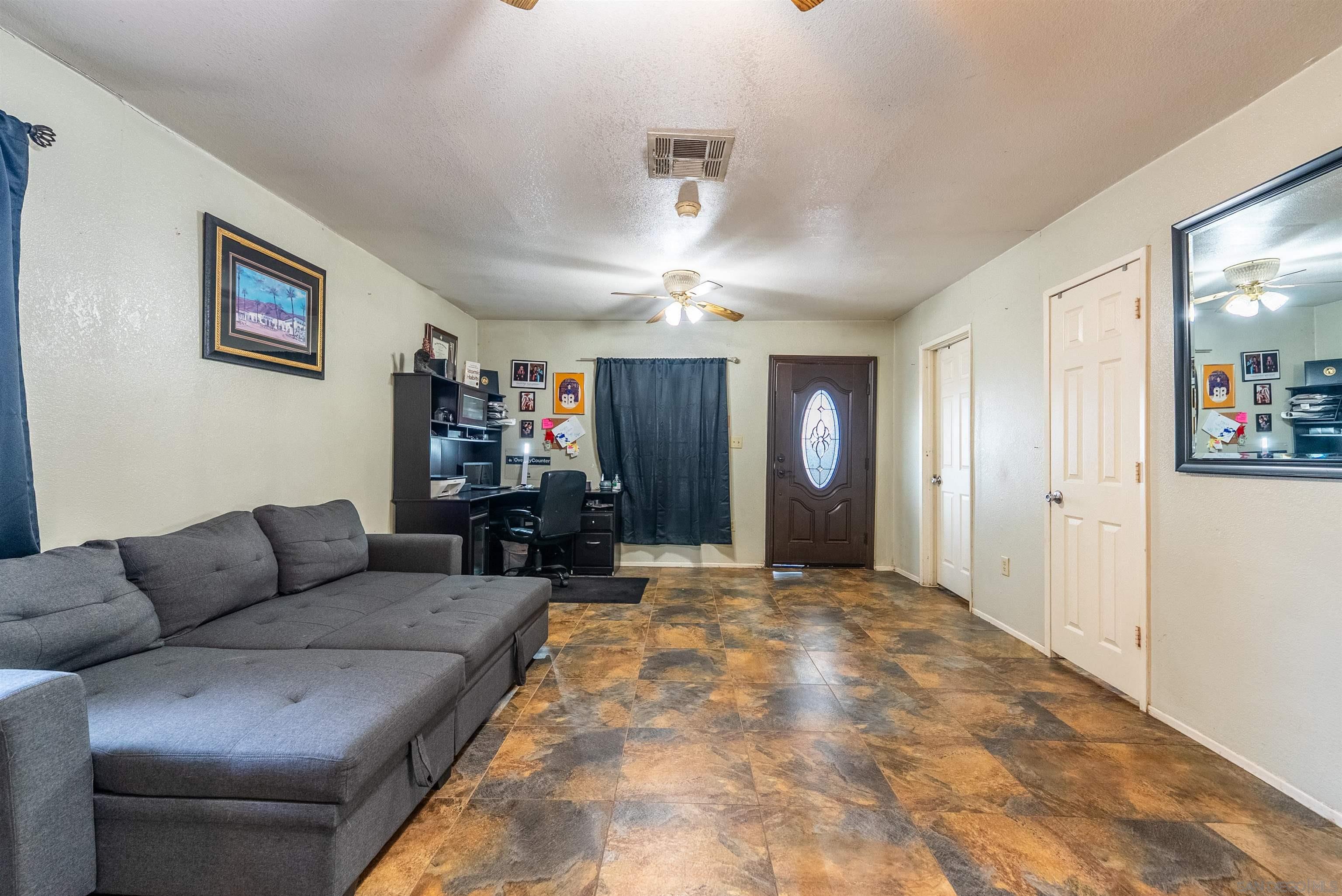 Detail Gallery Image 22 of 33 For 222 N Lake St, –,  CA 92233 - 3 Beds | 2 Baths