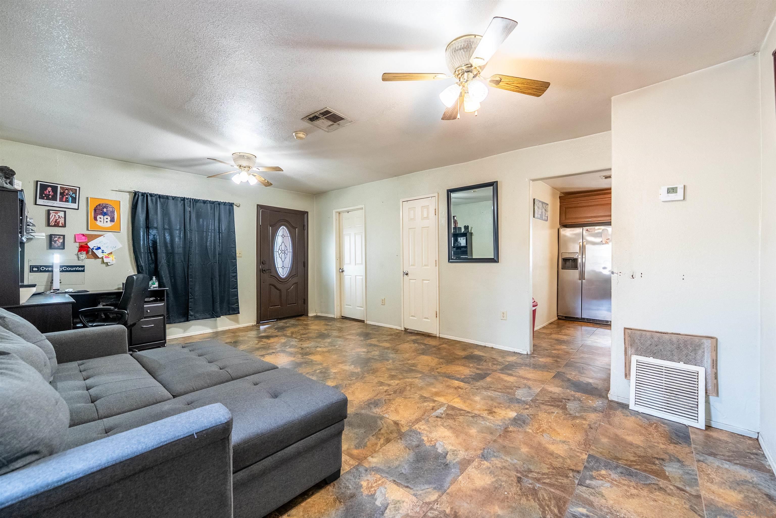 Detail Gallery Image 23 of 33 For 222 N Lake St, –,  CA 92233 - 3 Beds | 2 Baths