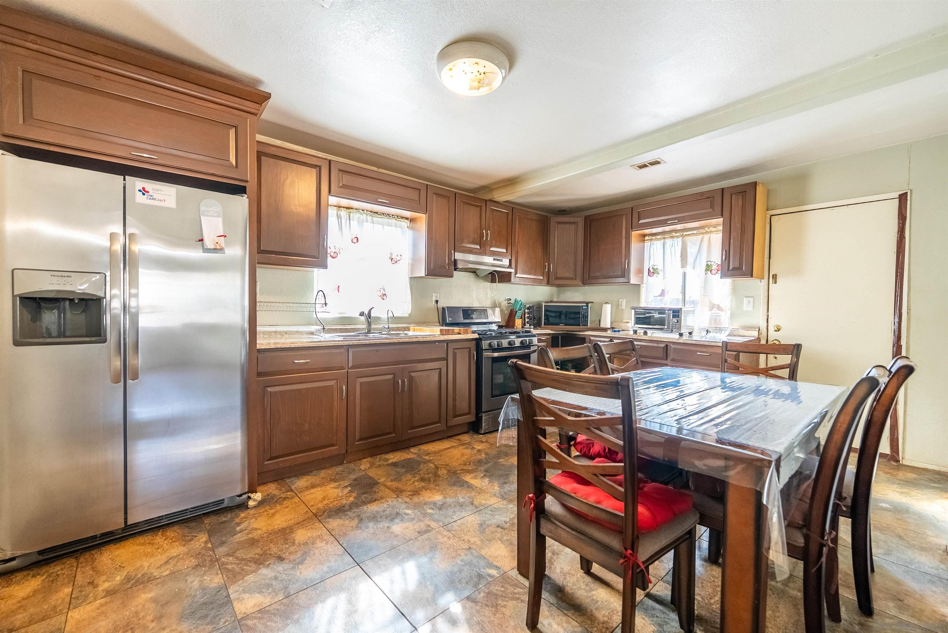 Detail Gallery Image 24 of 33 For 222 N Lake St, –,  CA 92233 - 3 Beds | 2 Baths