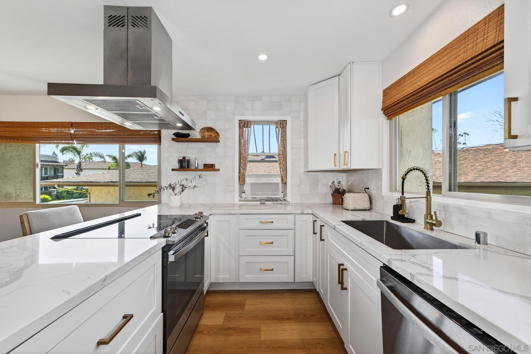 Front Image Thumbnail for SD260004538