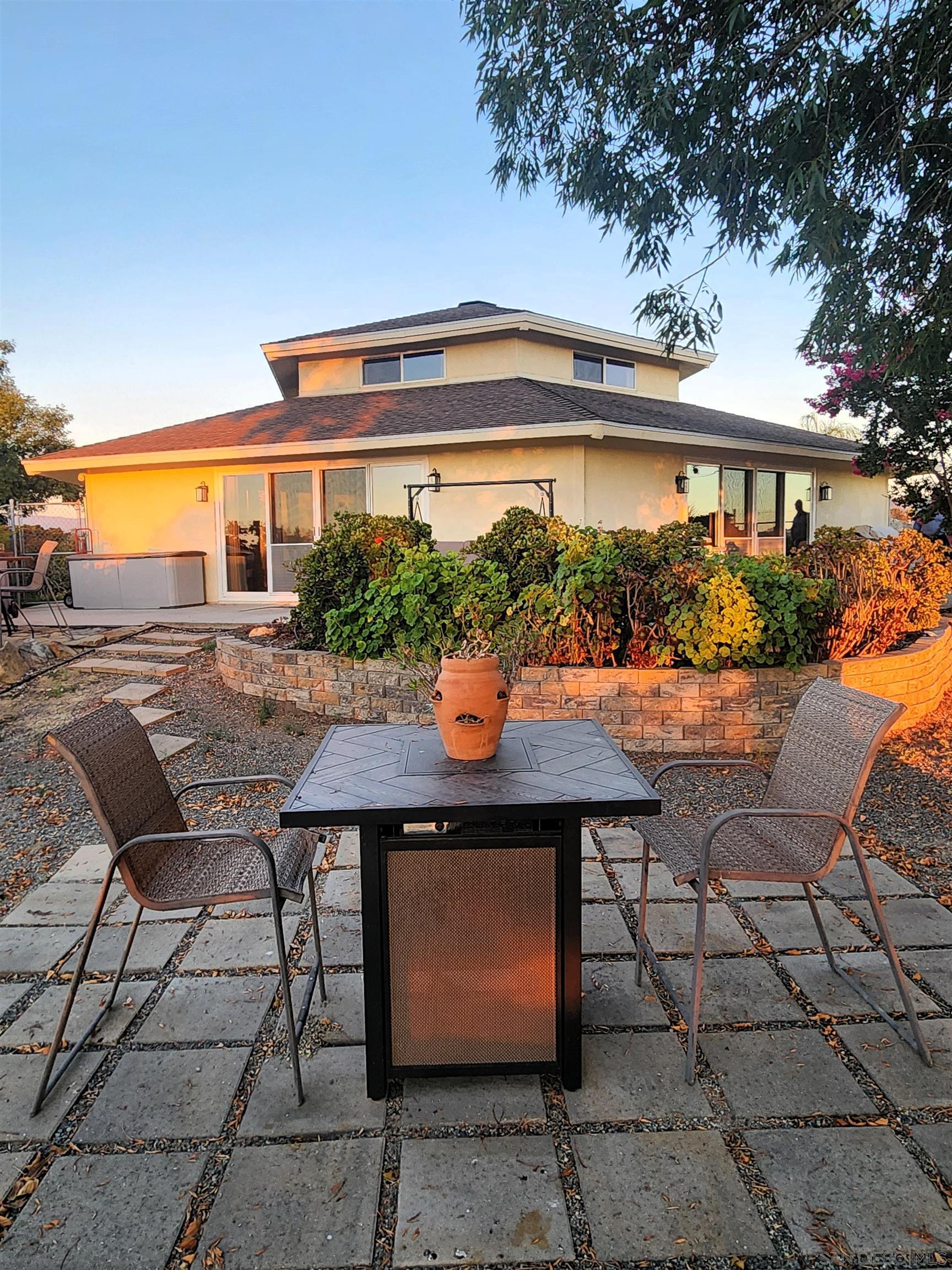 Detail Gallery Image 38 of 60 For 28149  Orange Terrace, Valley Center,  CA 92082 - 4 Beds | 3/1 Baths