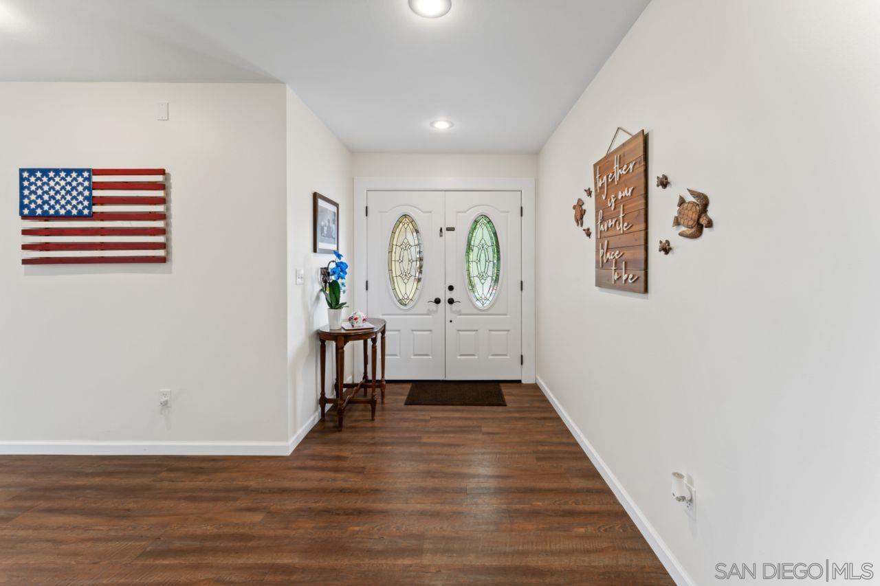 Detail Gallery Image 6 of 60 For 28149  Orange Terrace, Valley Center,  CA 92082 - 4 Beds | 3/1 Baths