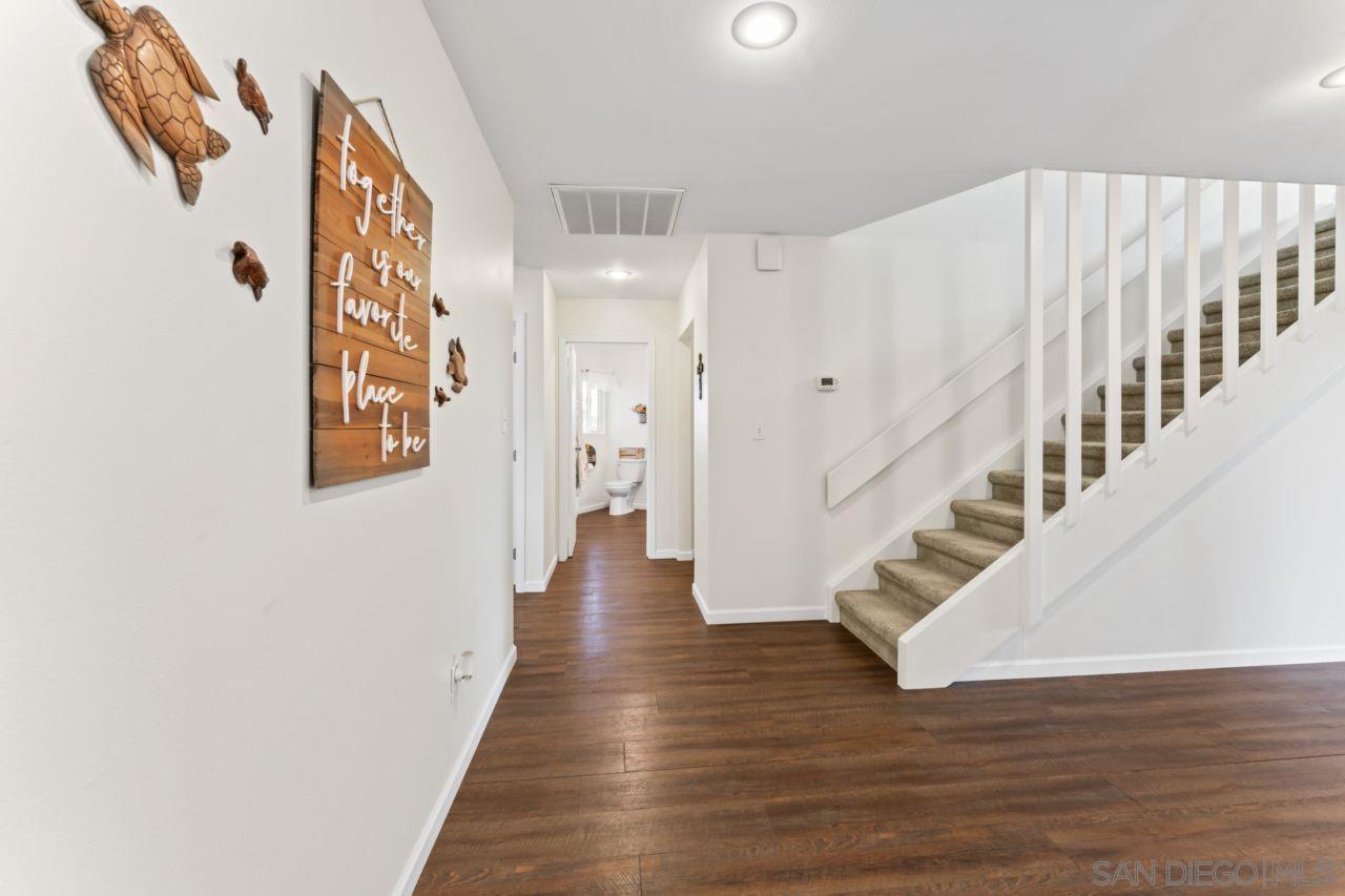 Detail Gallery Image 7 of 60 For 28149  Orange Terrace, Valley Center,  CA 92082 - 4 Beds | 3/1 Baths