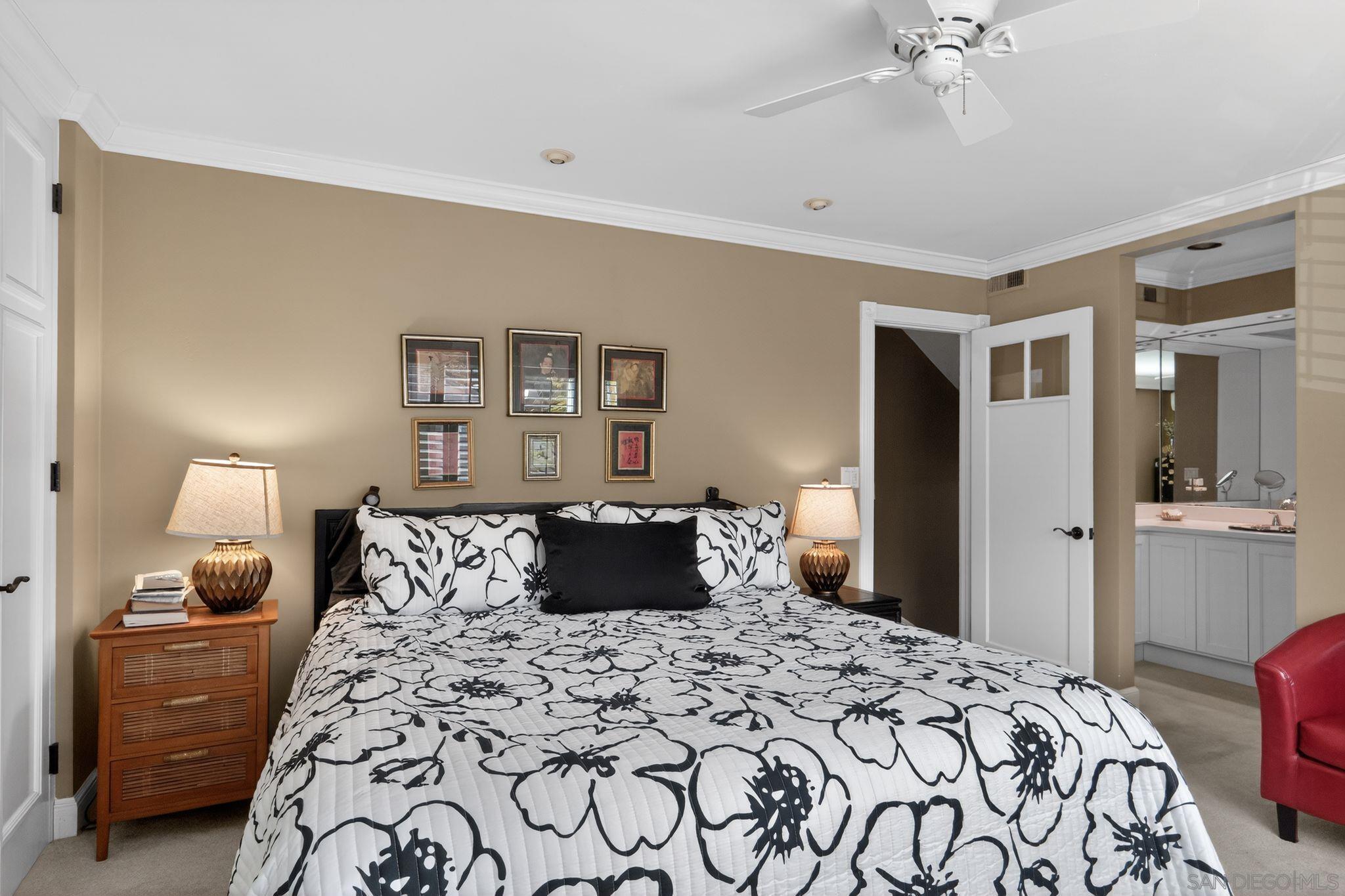 Detail Gallery Image 18 of 33 For 4324  Caminito De La Escena, San Diego,  CA 92108 - 4 Beds | 3 Baths