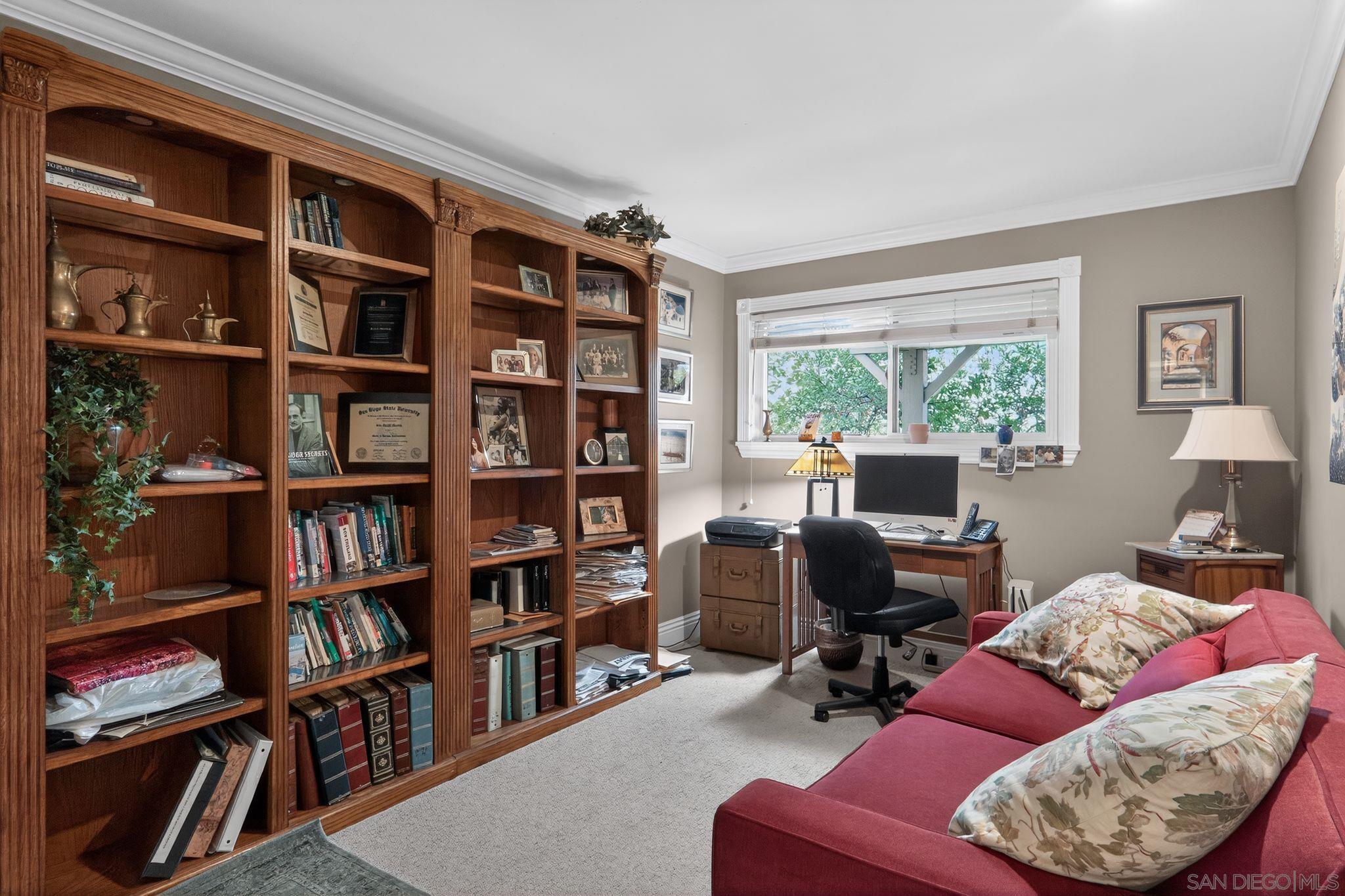 Detail Gallery Image 22 of 33 For 4324  Caminito De La Escena, San Diego,  CA 92108 - 4 Beds | 3 Baths