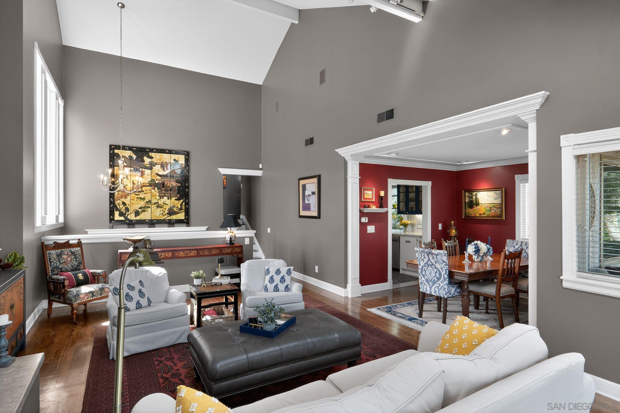 Detail Gallery Image 5 of 33 For 4324  Caminito De La Escena, San Diego,  CA 92108 - 4 Beds | 3 Baths