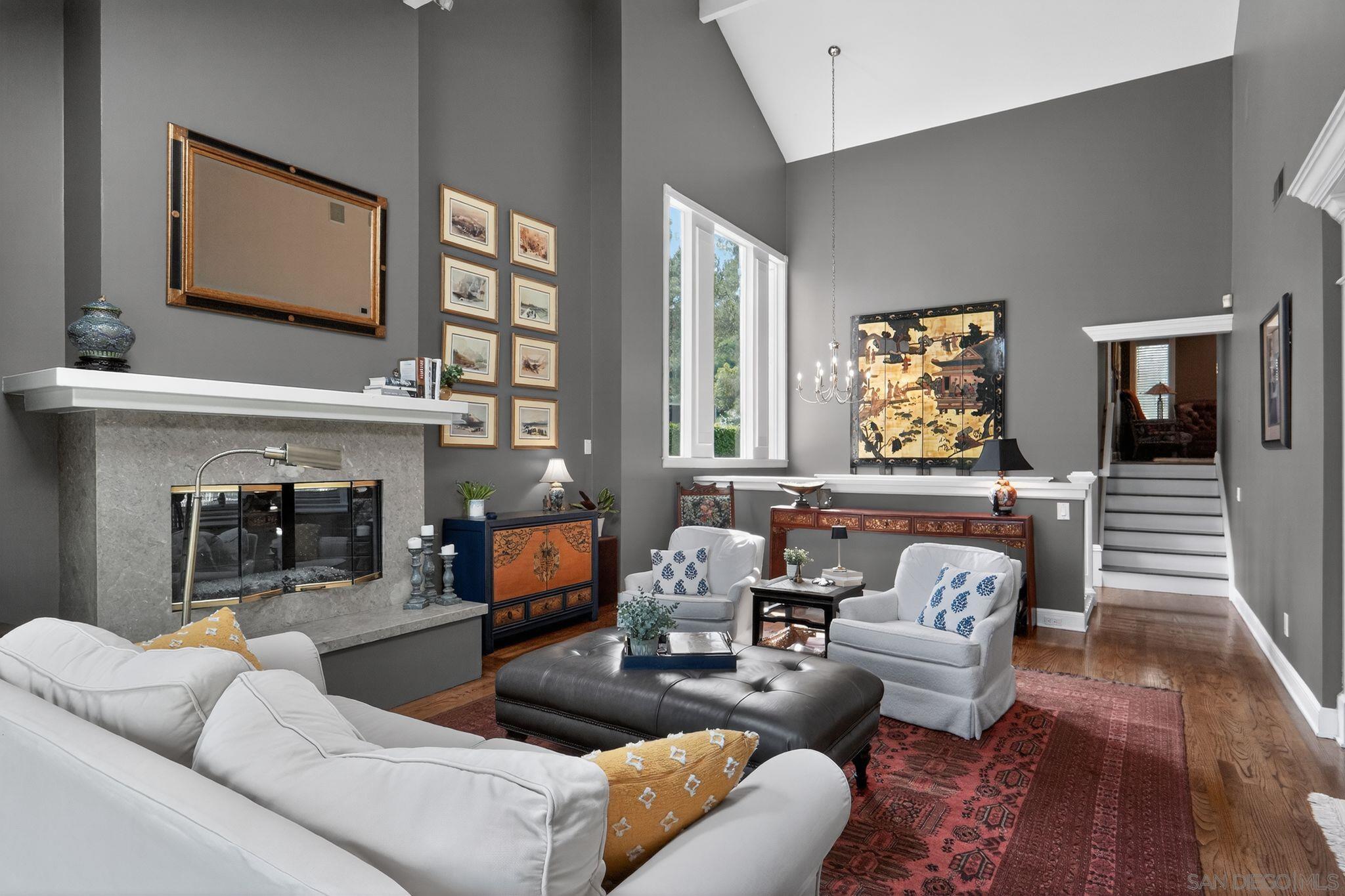 Detail Gallery Image 6 of 33 For 4324  Caminito De La Escena, San Diego,  CA 92108 - 4 Beds | 3 Baths