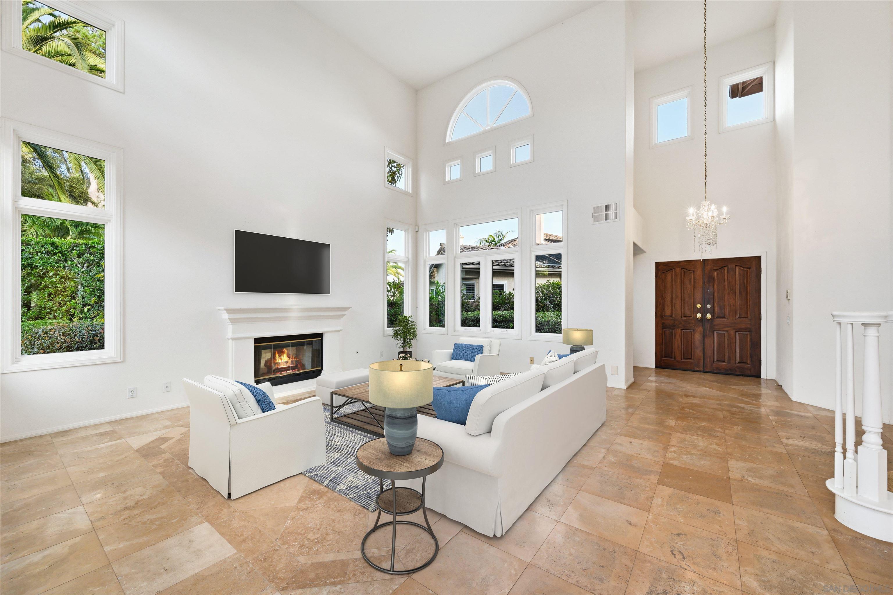 Detail Gallery Image 15 of 53 For 516  Camino Bailen, Escondido,  CA 92029 - 5 Beds | 4/1 Baths