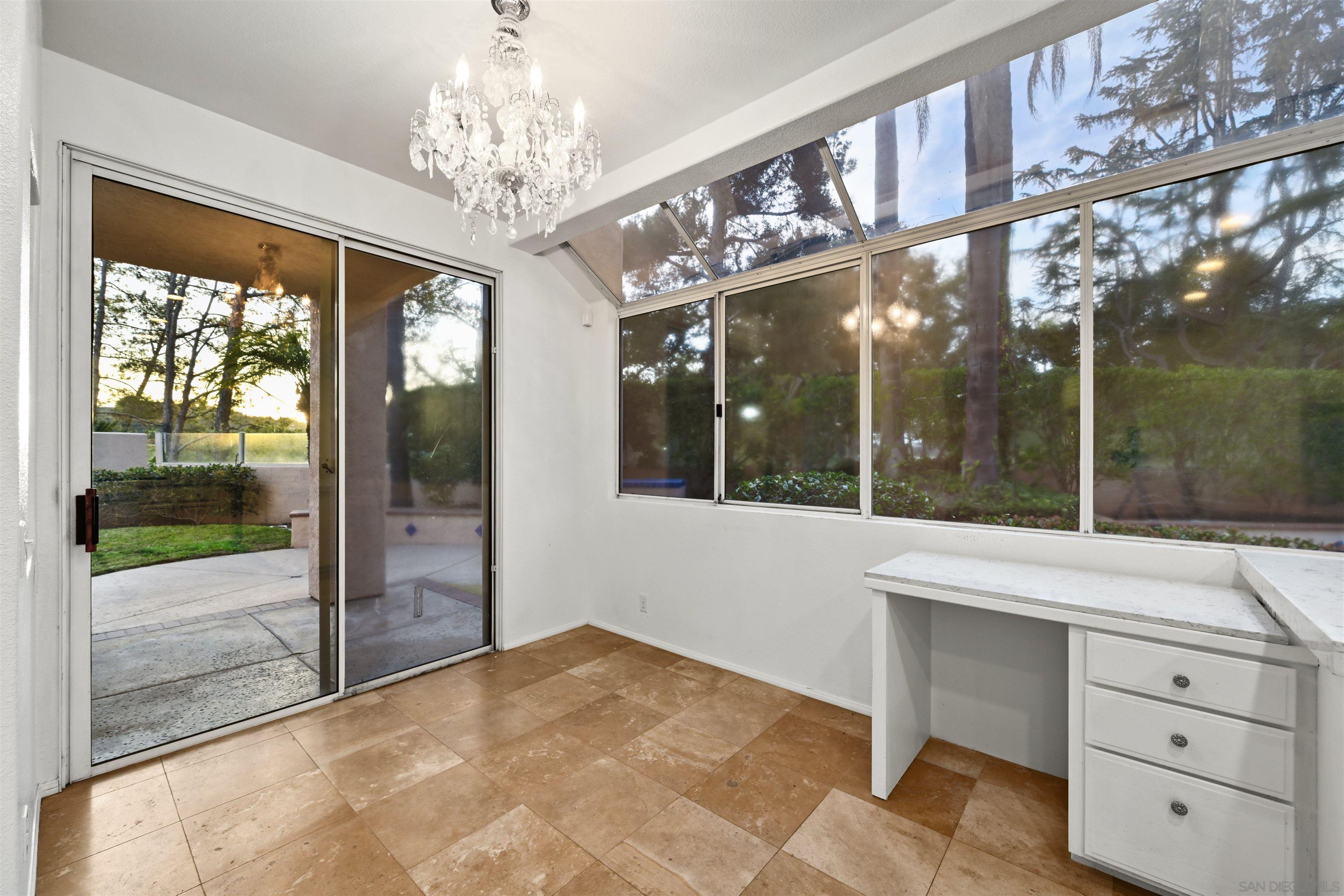 Detail Gallery Image 19 of 53 For 516  Camino Bailen, Escondido,  CA 92029 - 5 Beds | 4/1 Baths