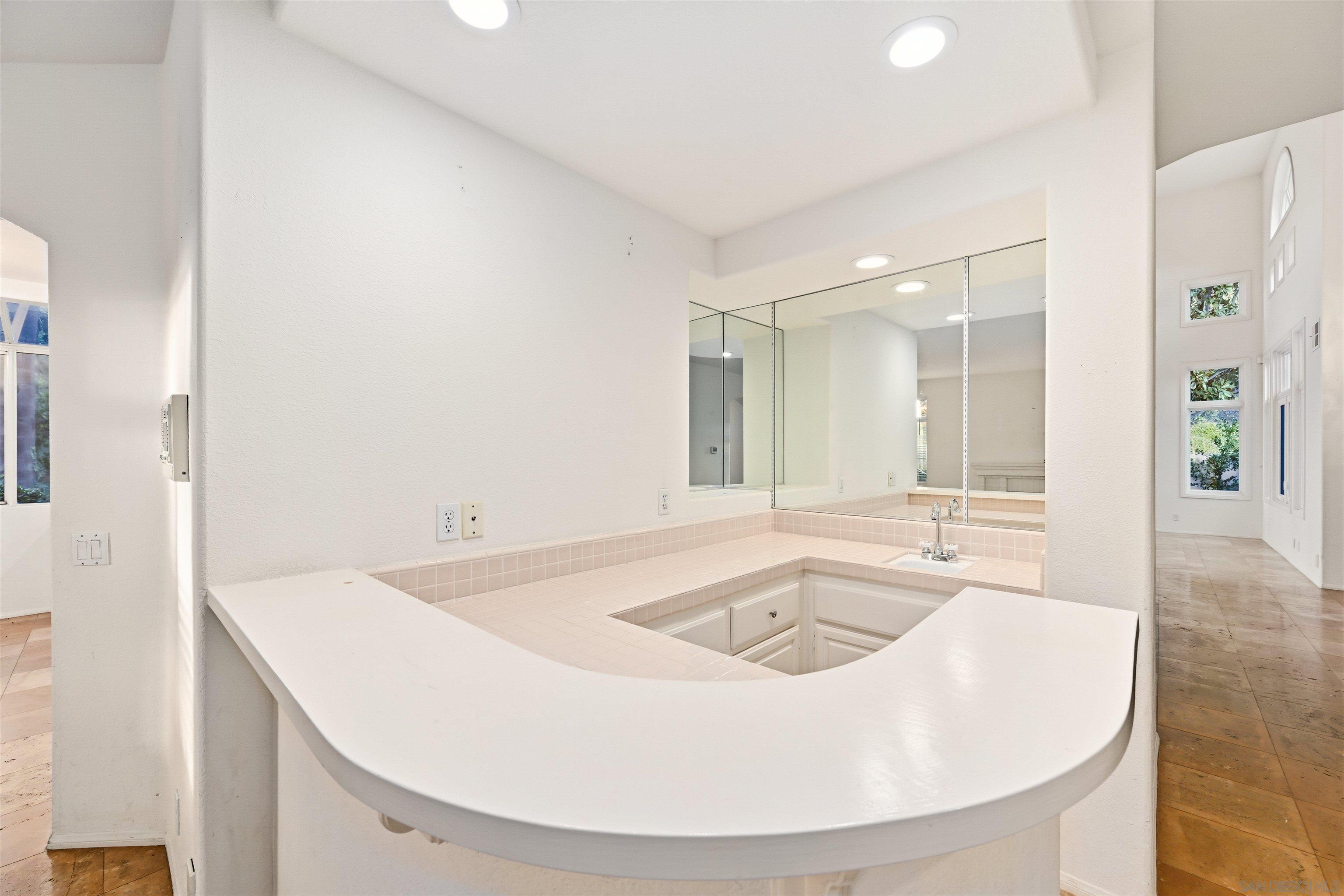 Detail Gallery Image 26 of 53 For 516  Camino Bailen, Escondido,  CA 92029 - 5 Beds | 4/1 Baths