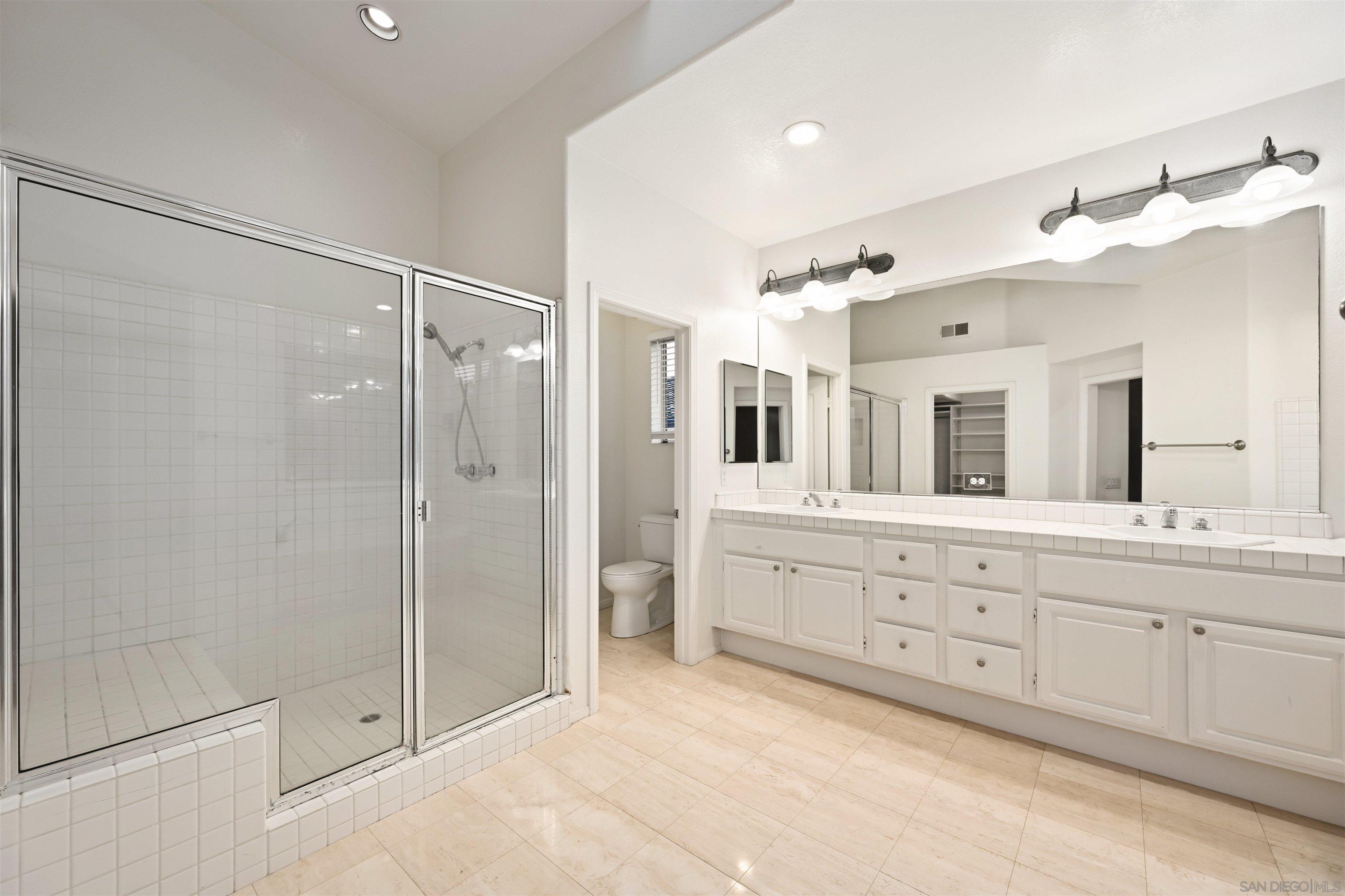 Detail Gallery Image 34 of 53 For 516  Camino Bailen, Escondido,  CA 92029 - 5 Beds | 4/1 Baths