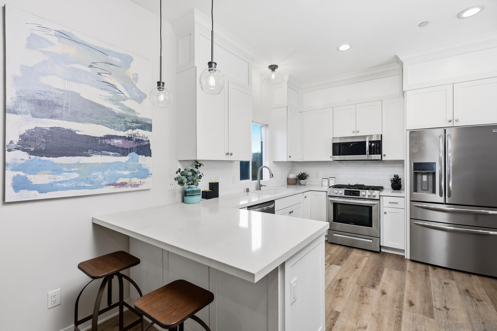 Detail Gallery Image 13 of 61 For 1341  Holly Ave, Imperial Beach,  CA 91932 - 3 Beds | 2/1 Baths