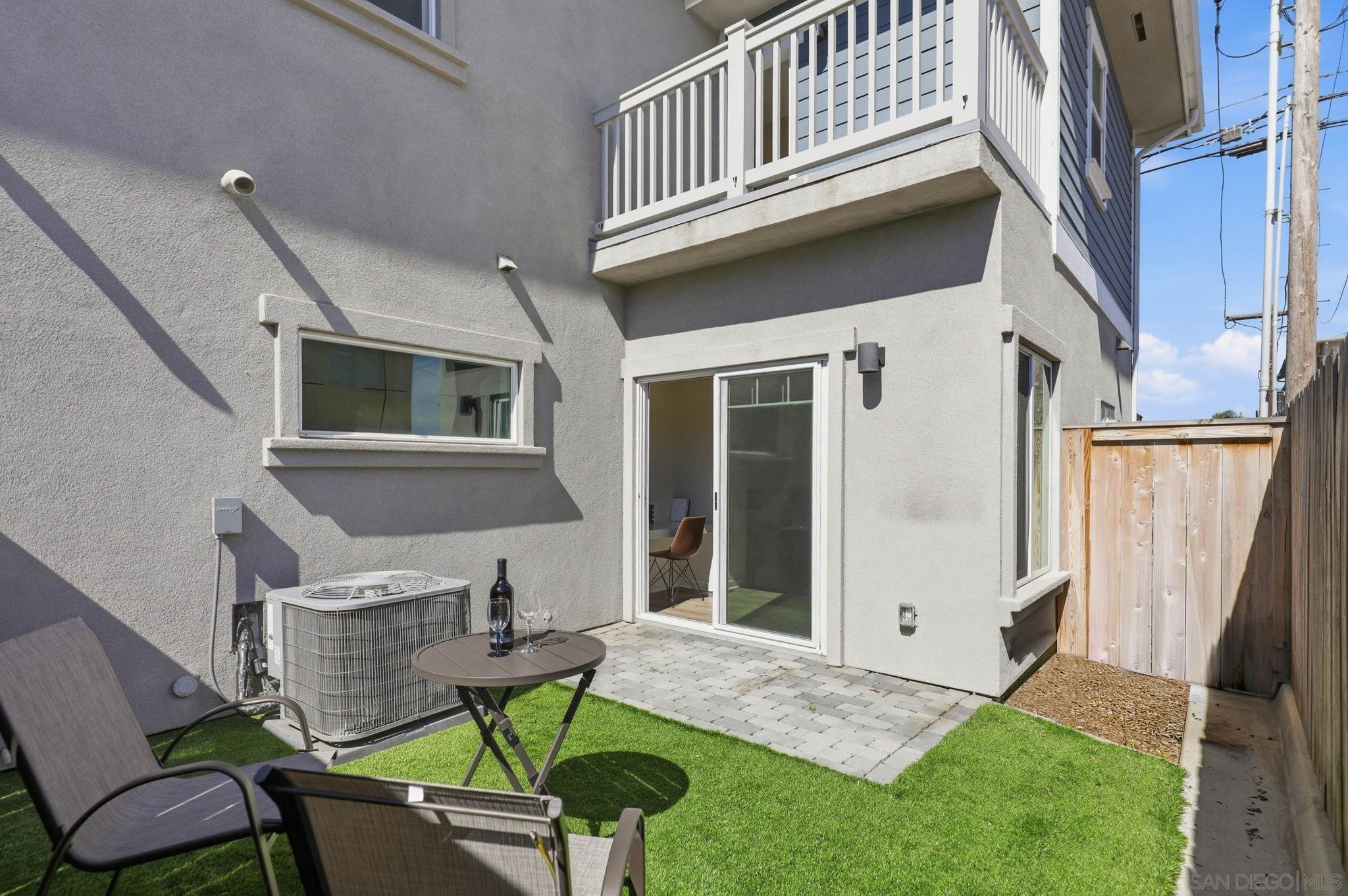 Detail Gallery Image 20 of 61 For 1341  Holly Ave, Imperial Beach,  CA 91932 - 3 Beds | 2/1 Baths