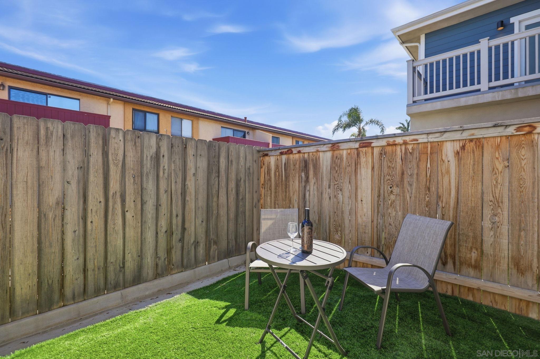 Detail Gallery Image 21 of 61 For 1341  Holly Ave, Imperial Beach,  CA 91932 - 3 Beds | 2/1 Baths