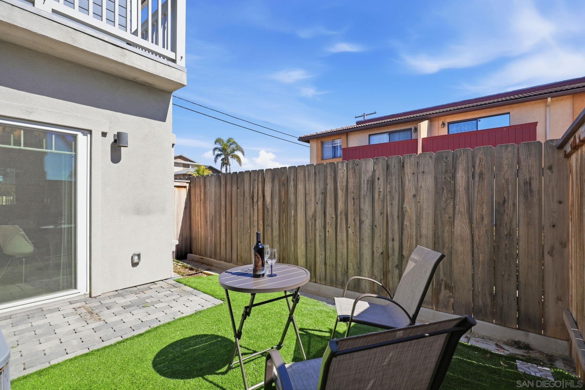 Detail Gallery Image 22 of 61 For 1341  Holly Ave, Imperial Beach,  CA 91932 - 3 Beds | 2/1 Baths