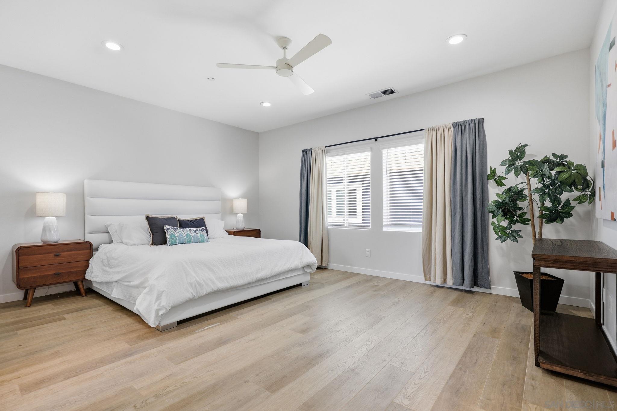 Detail Gallery Image 35 of 61 For 1341  Holly Ave, Imperial Beach,  CA 91932 - 3 Beds | 2/1 Baths