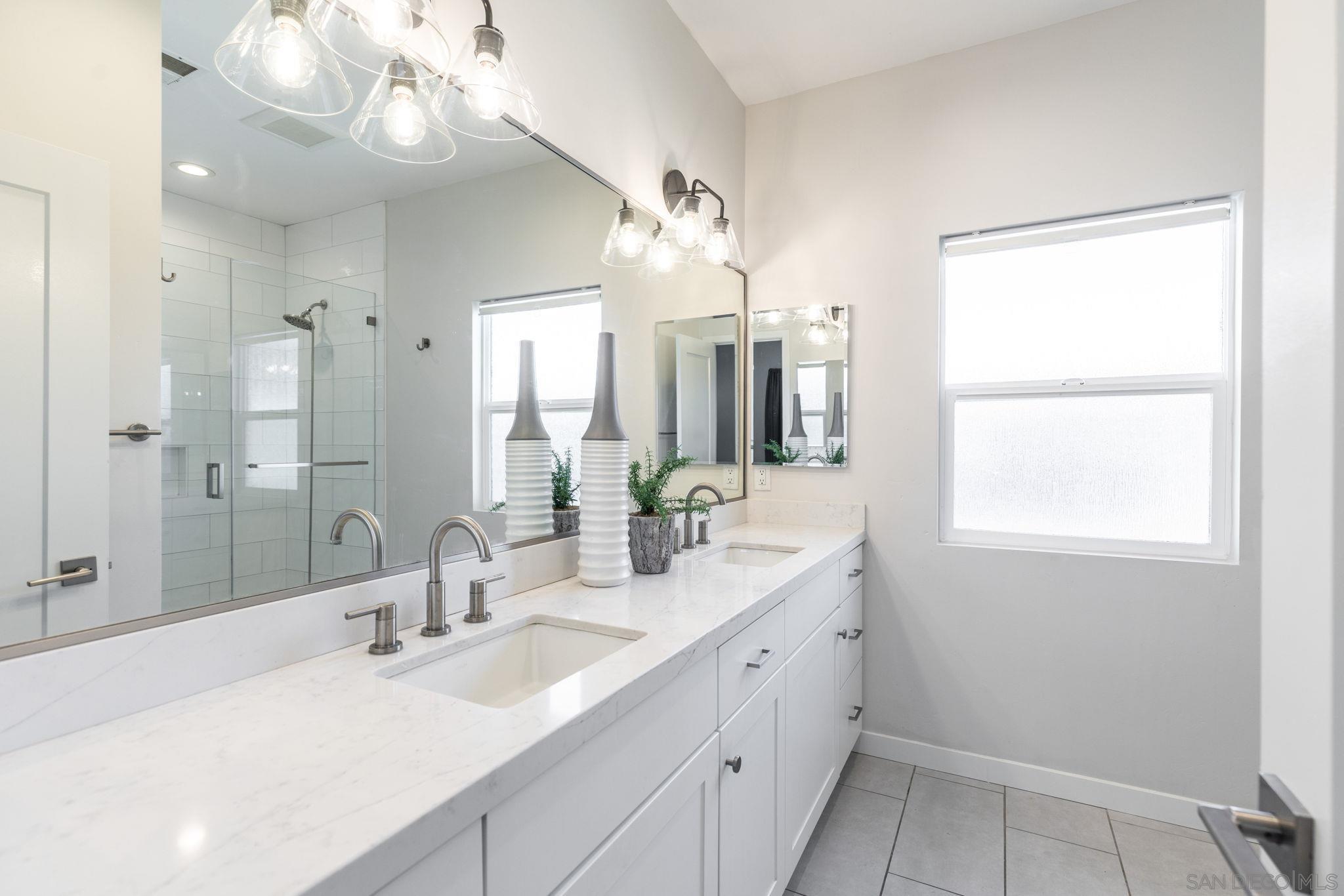 Detail Gallery Image 39 of 61 For 1341  Holly Ave, Imperial Beach,  CA 91932 - 3 Beds | 2/1 Baths