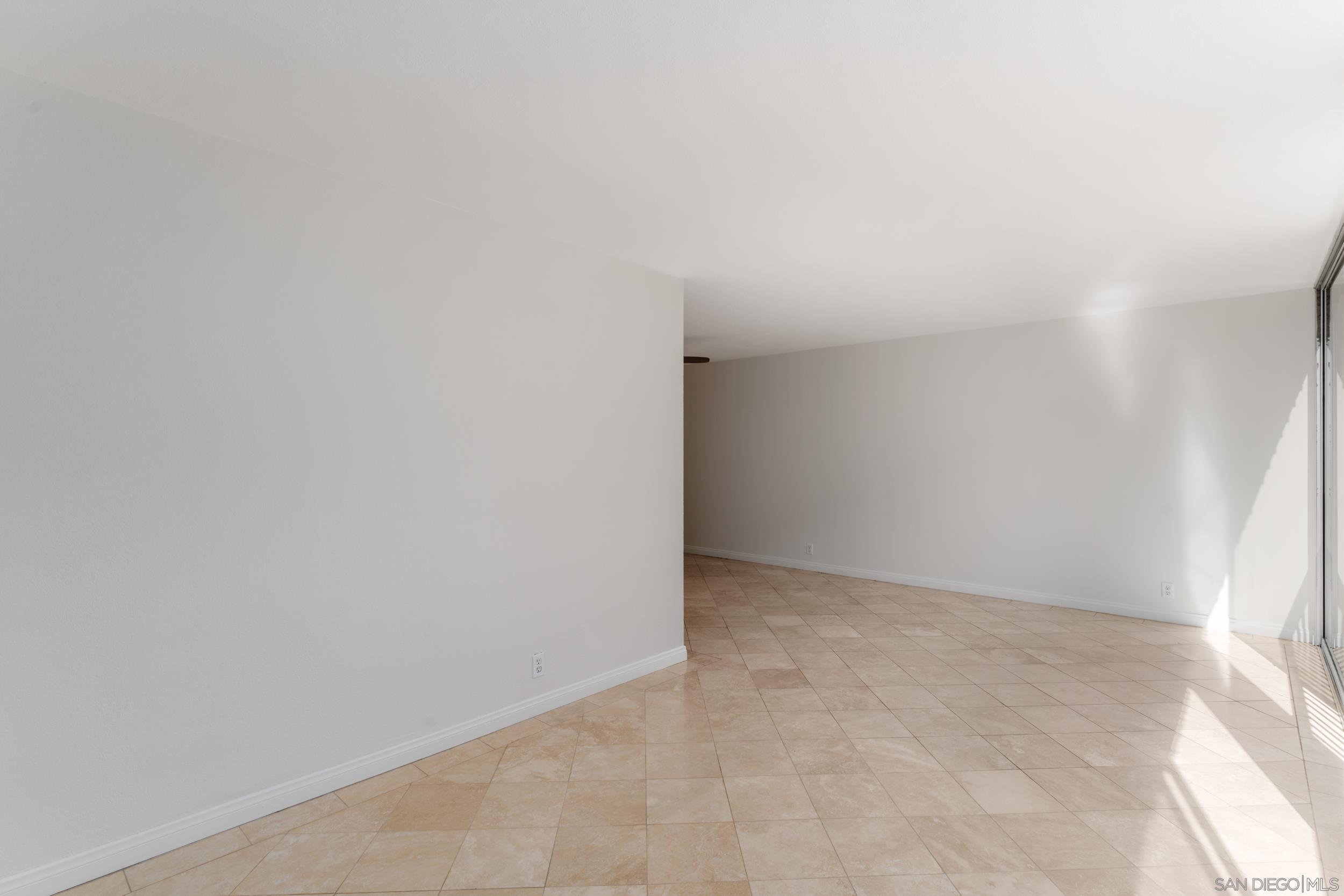 Detail Gallery Image 11 of 32 For 7811  Eads Avenue  #206,  La Jolla,  CA 92037 - 1 Beds | 1 Baths