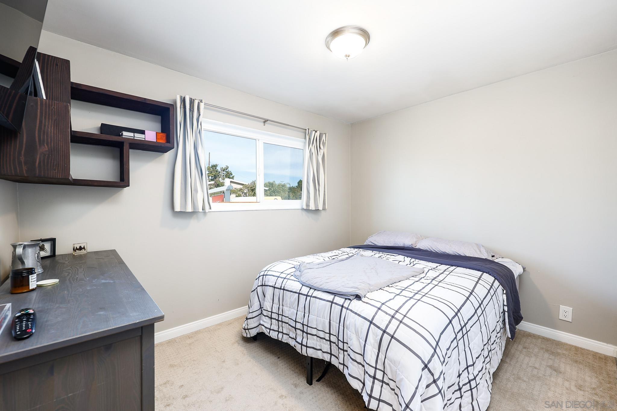 Detail Gallery Image 23 of 35 For 5051  Canosa Ave, San Diego,  CA 92117 - 4 Beds | 2 Baths