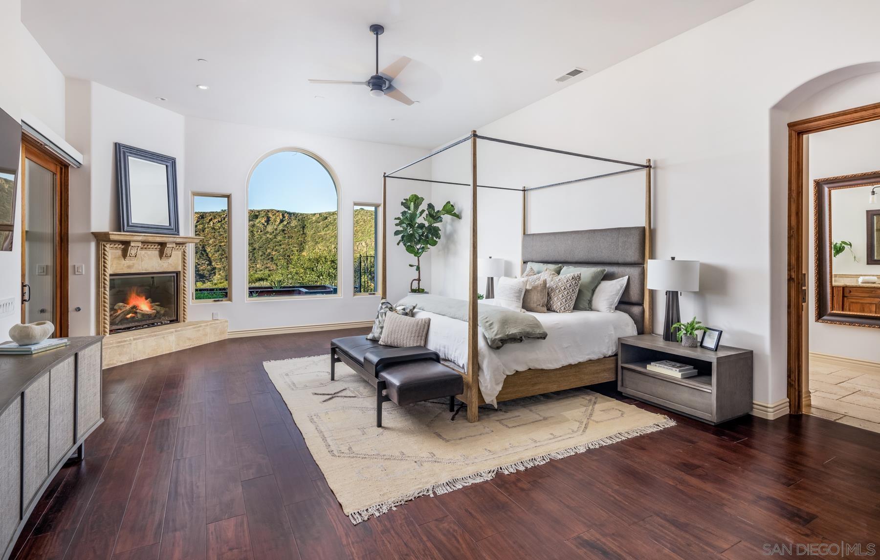 Detail Gallery Image 16 of 39 For 7718  Camino Sin Puente, Rancho Santa Fe,  CA 92067 - 5 Beds | 4/1 Baths