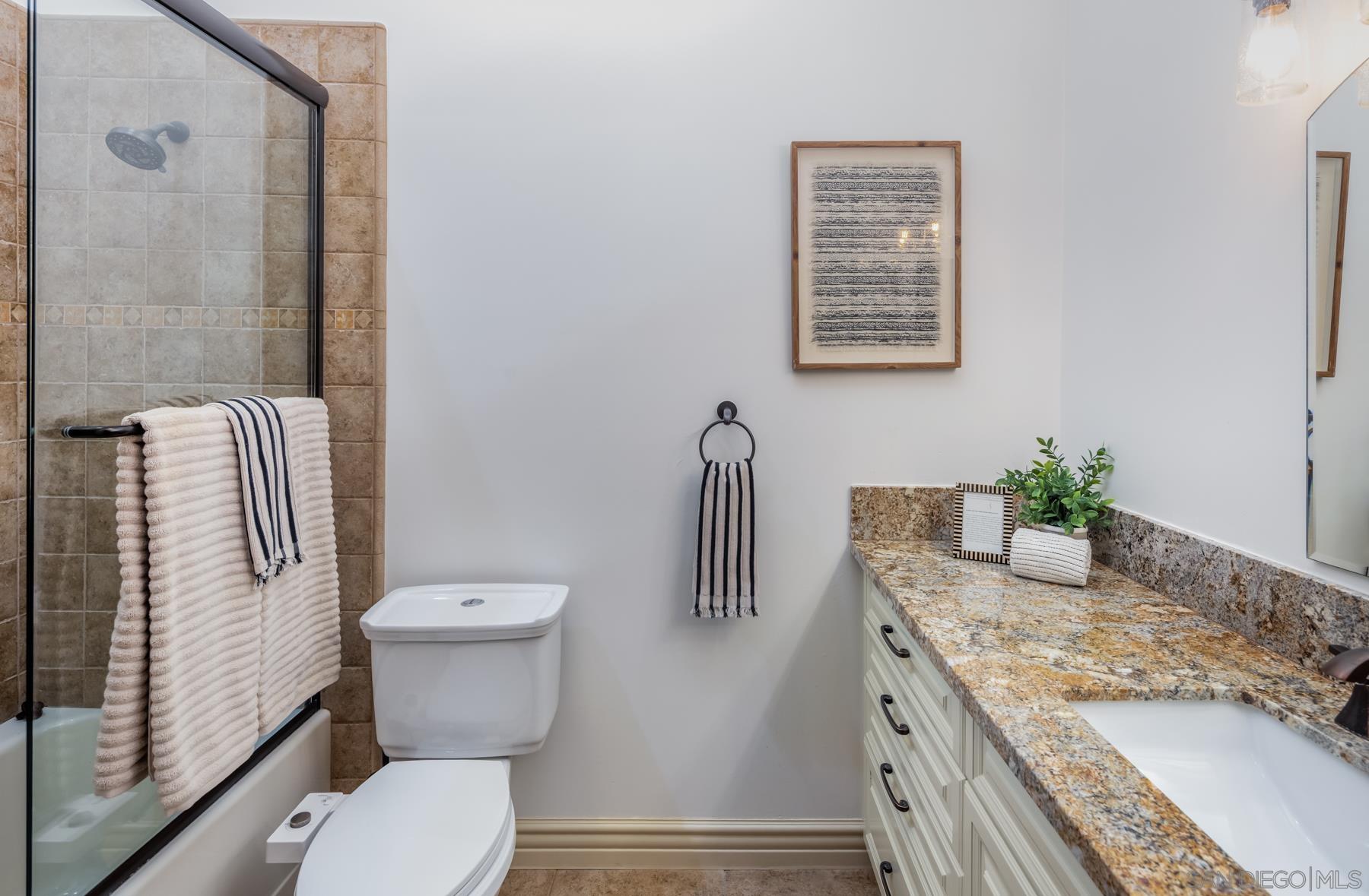 Detail Gallery Image 26 of 39 For 7718  Camino Sin Puente, Rancho Santa Fe,  CA 92067 - 5 Beds | 4/1 Baths