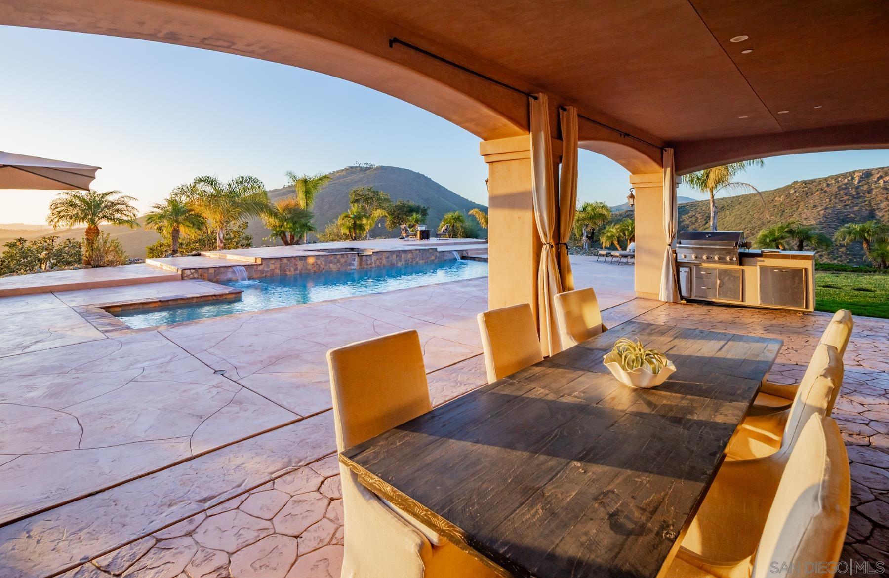 Detail Gallery Image 29 of 39 For 7718  Camino Sin Puente, Rancho Santa Fe,  CA 92067 - 5 Beds | 4/1 Baths