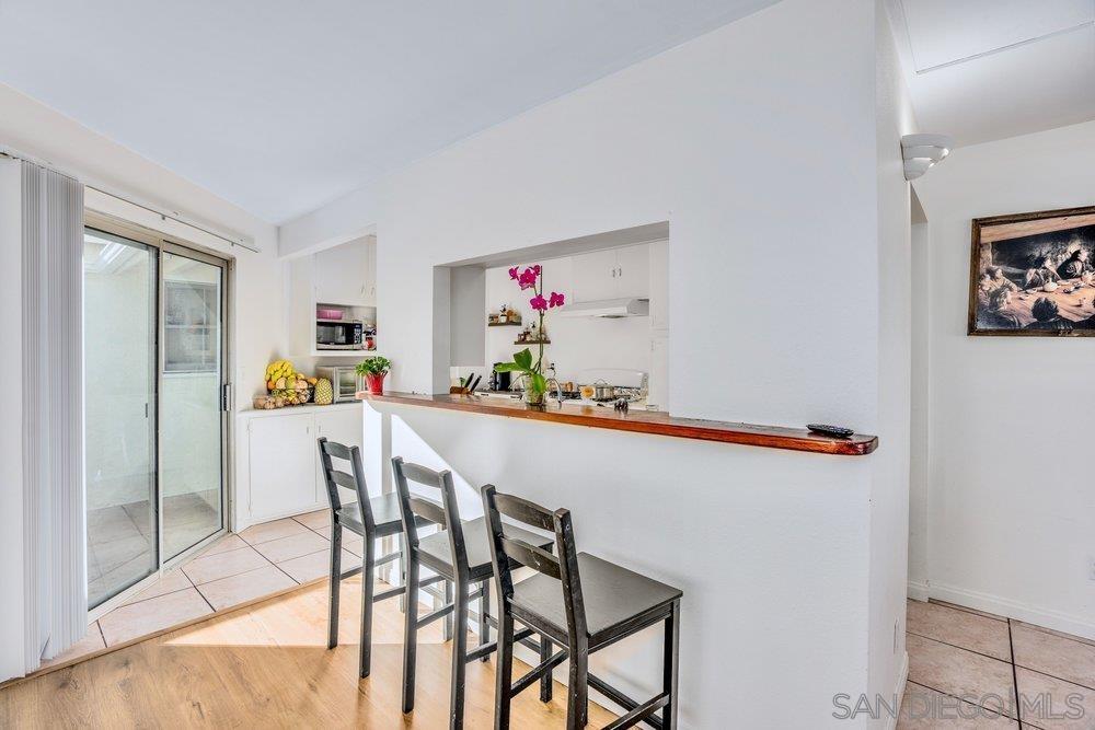 Detail Gallery Image 3 of 19 For 2866  Whitney, San Diego,  CA 92111 - 4 Beds | 1 Baths