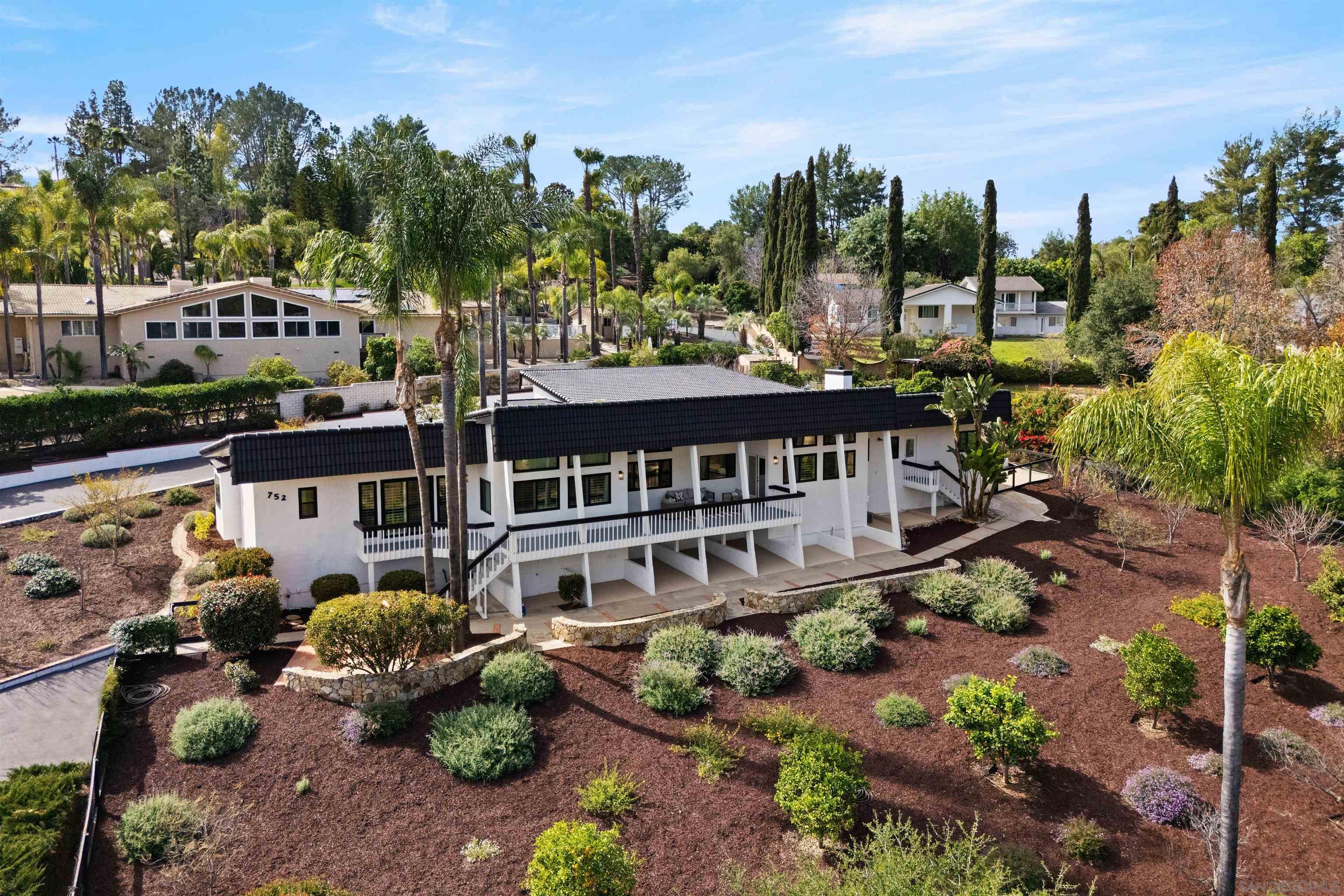 Front Image Thumbnail for SD260004565