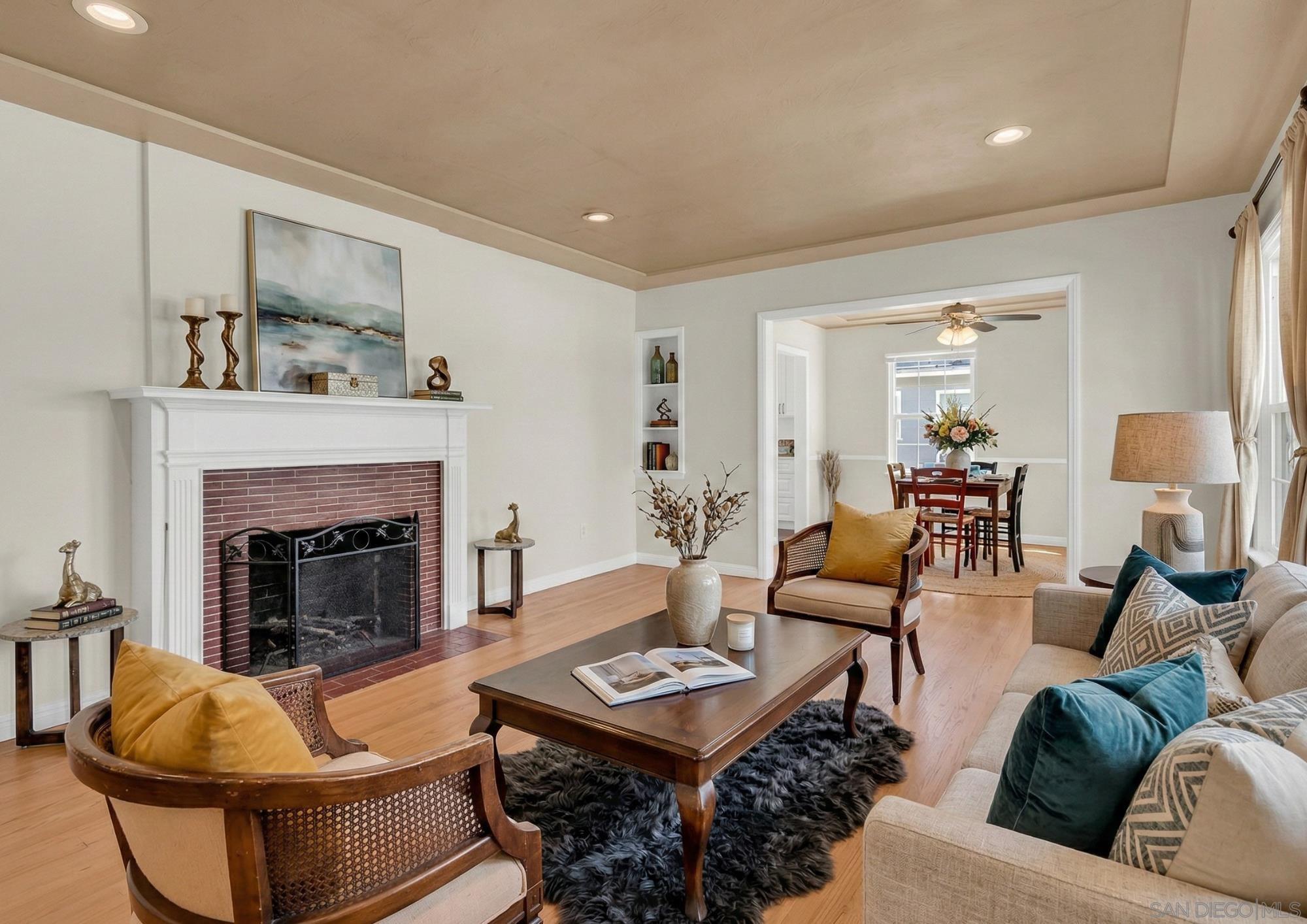 Detail Gallery Image 2 of 38 For 4985  Lucille Dr, San Diego,  CA 92115 - 3 Beds | 2 Baths