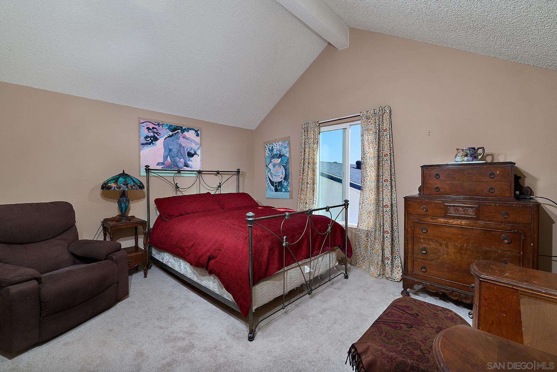 Detail Gallery Image 14 of 41 For 4116  Chasin St, Oceanside,  CA 92056 - 4 Beds | 2/1 Baths