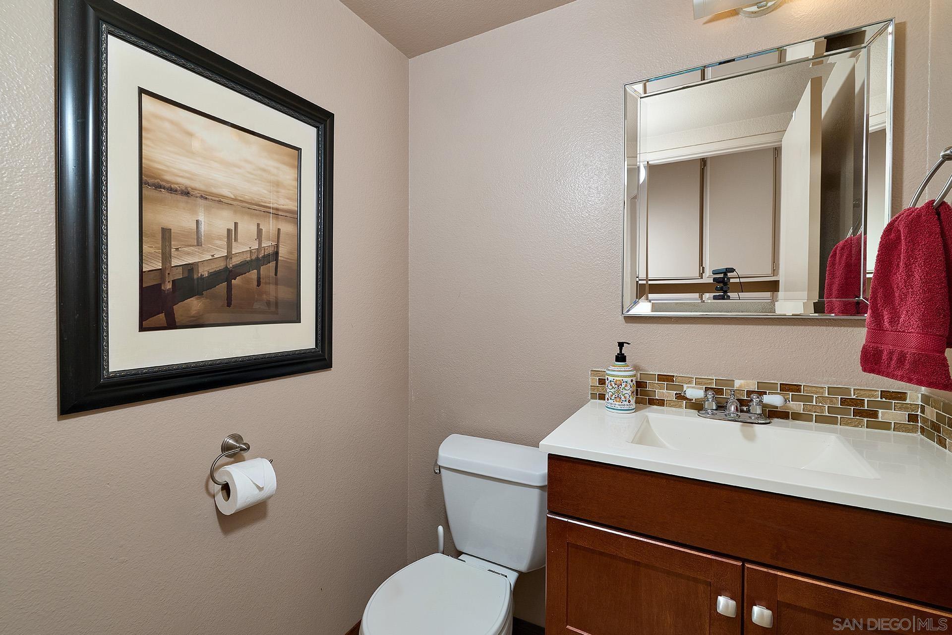 Detail Gallery Image 9 of 41 For 4116  Chasin St, Oceanside,  CA 92056 - 4 Beds | 2/1 Baths