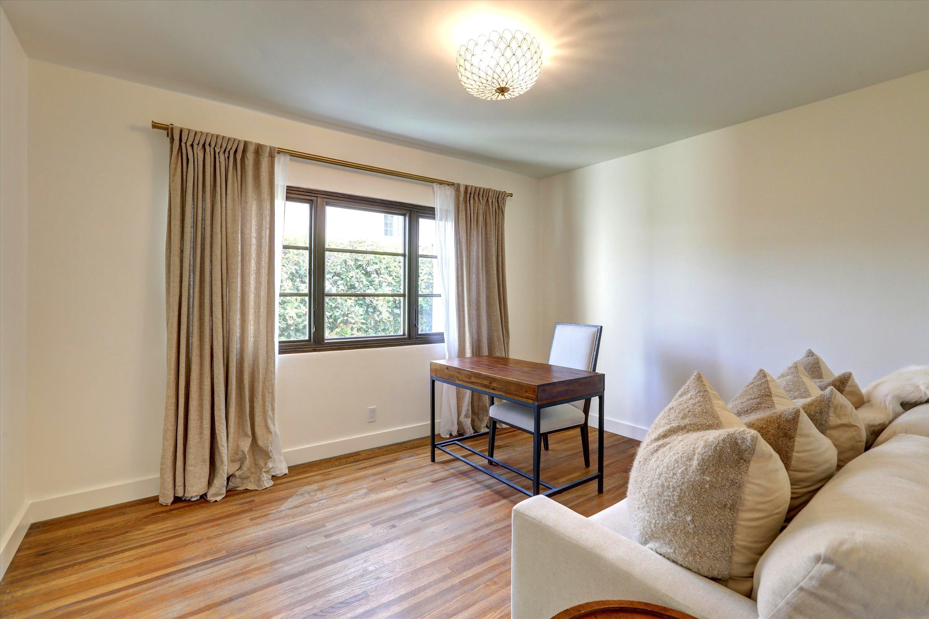 Detail Gallery Image 17 of 26 For 3316  Freeman St, San Diego,  CA 92106 - 3 Beds | 2 Baths