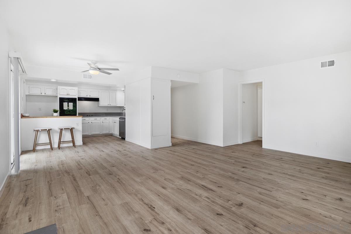 Detail Gallery Image 12 of 39 For 12545  Buckskin Trail, Poway,  CA 92064 - 4 Beds | 2 Baths